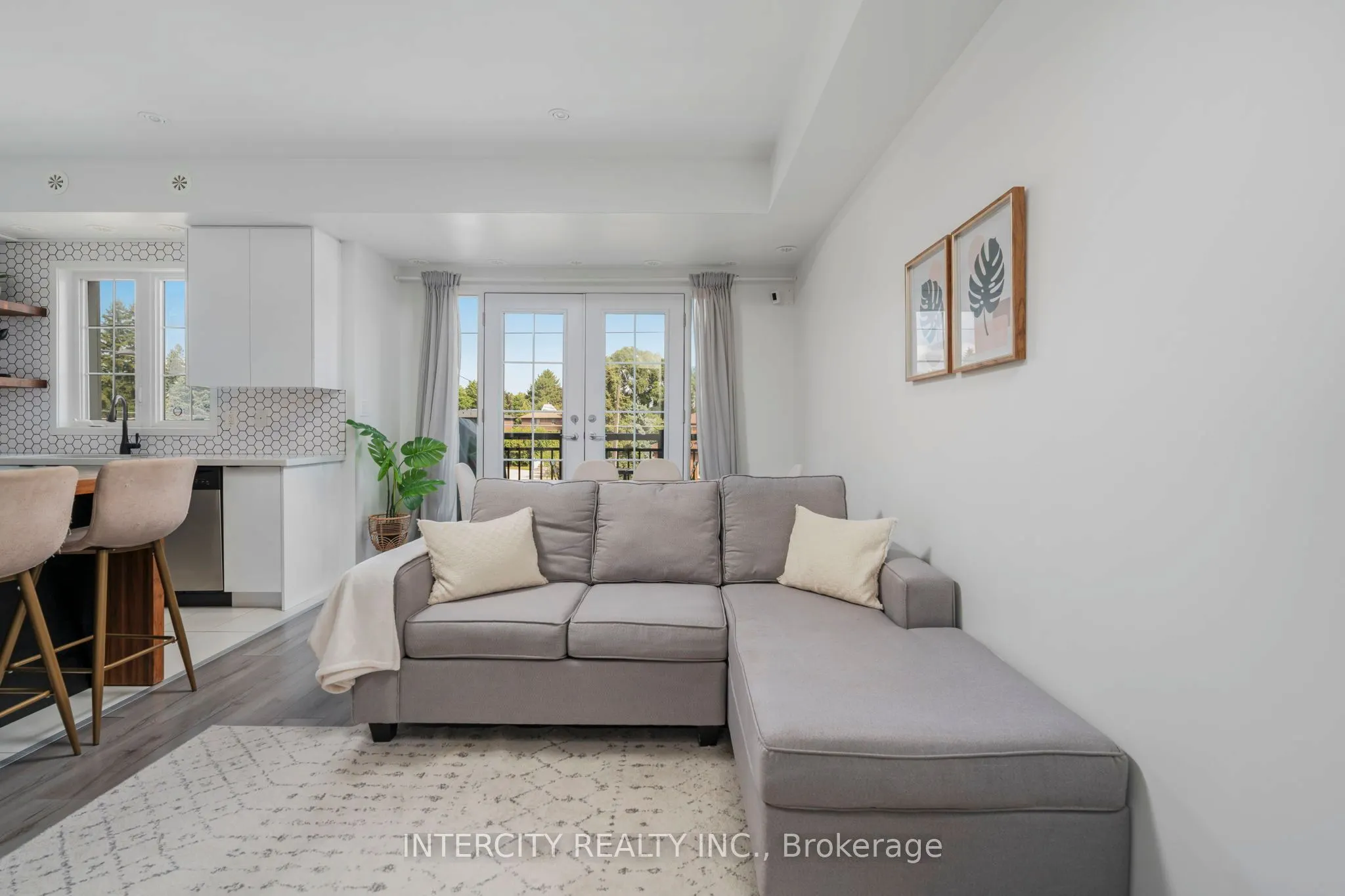 26 Bruce Street, #E-16