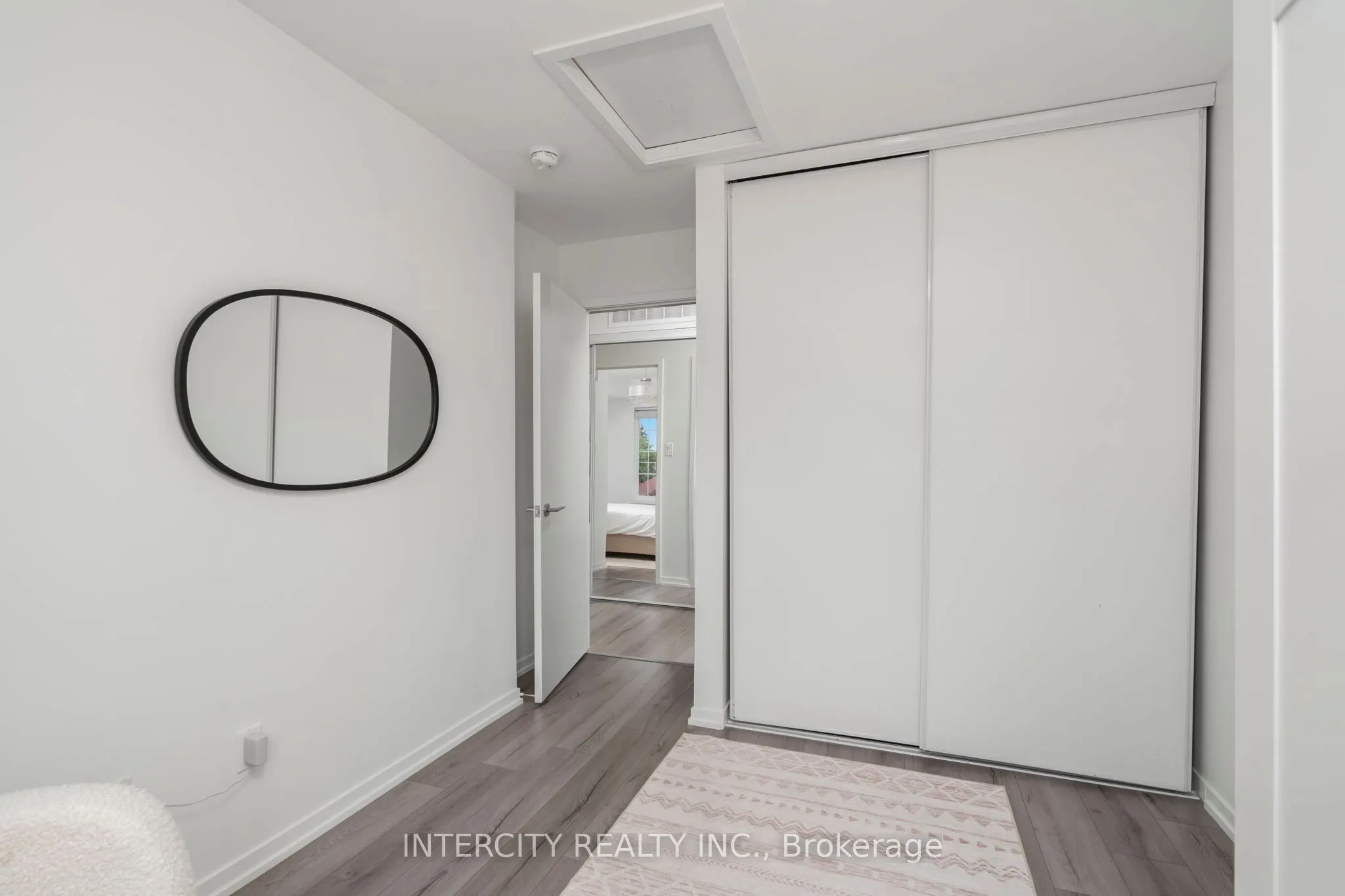 26 Bruce Street, #E-16