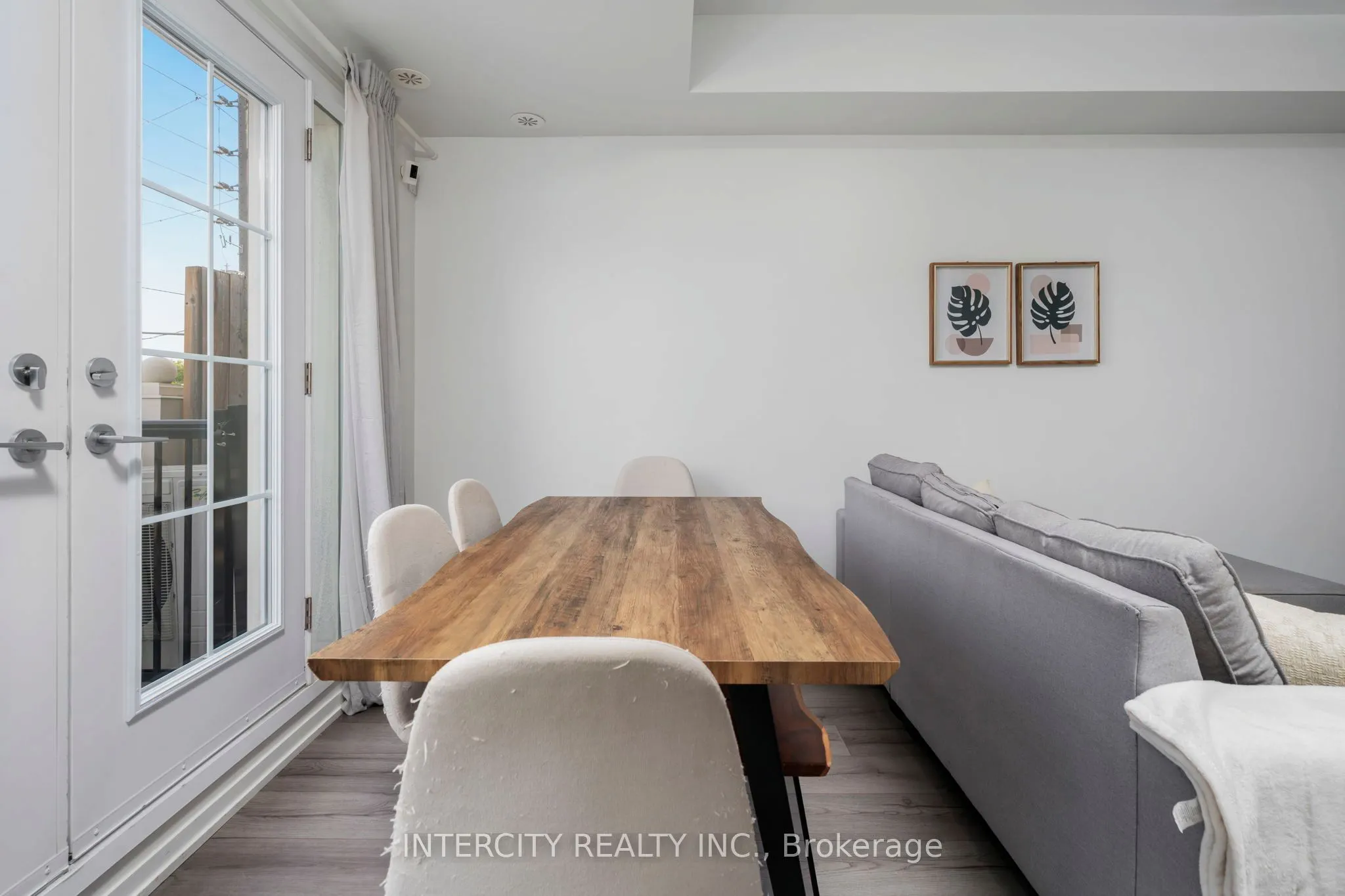 26 Bruce Street, #E-16