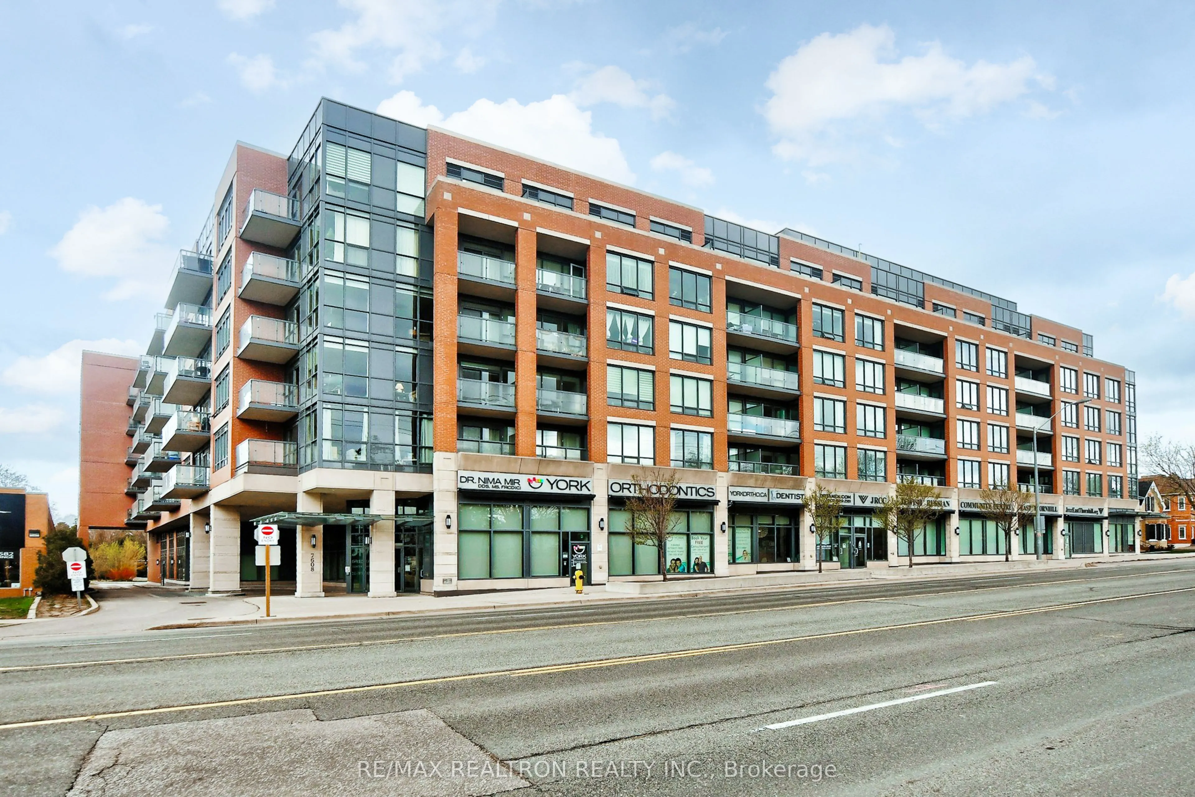 7608 Yonge Street, #613