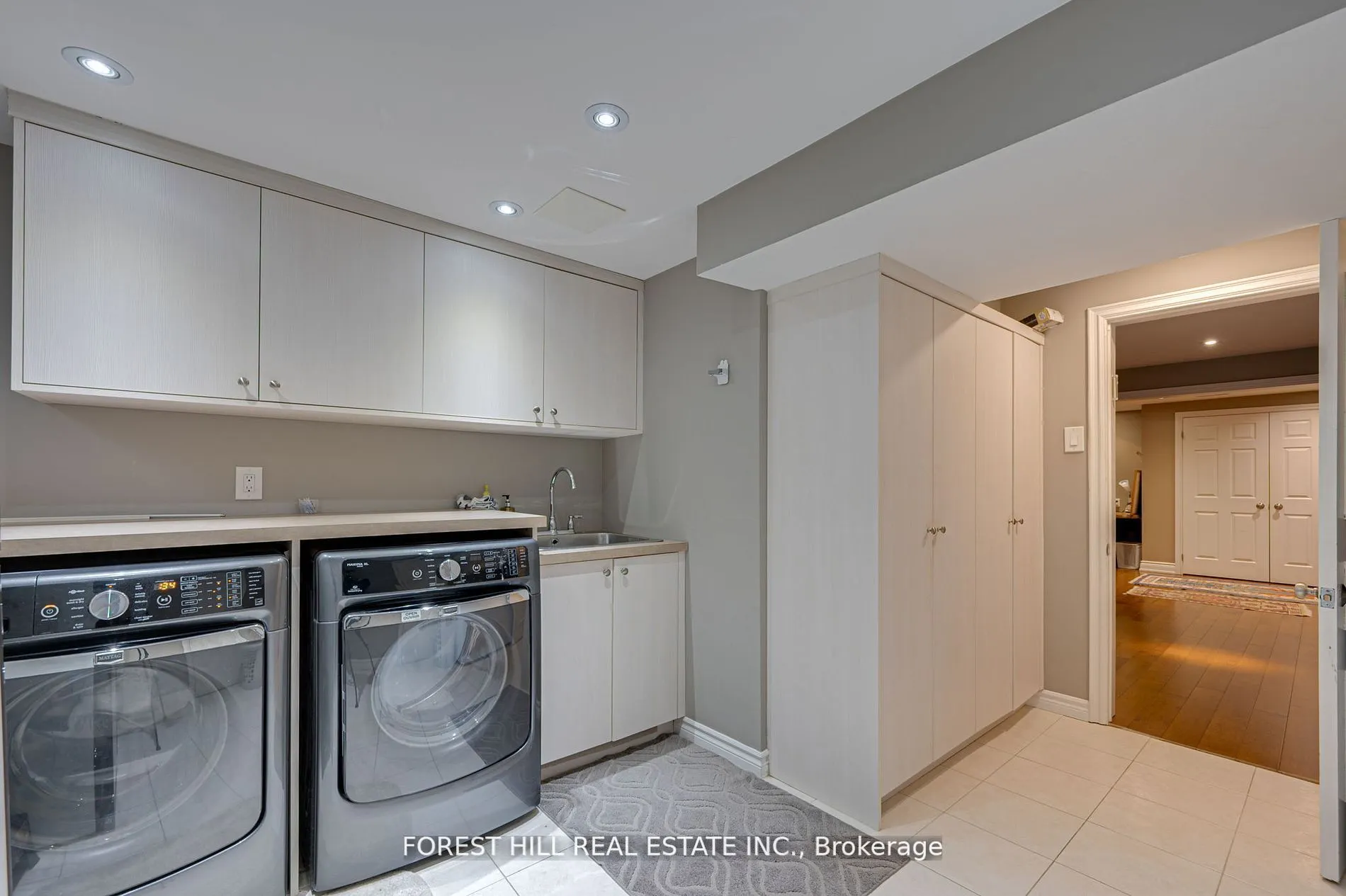 14 Willet Crescent