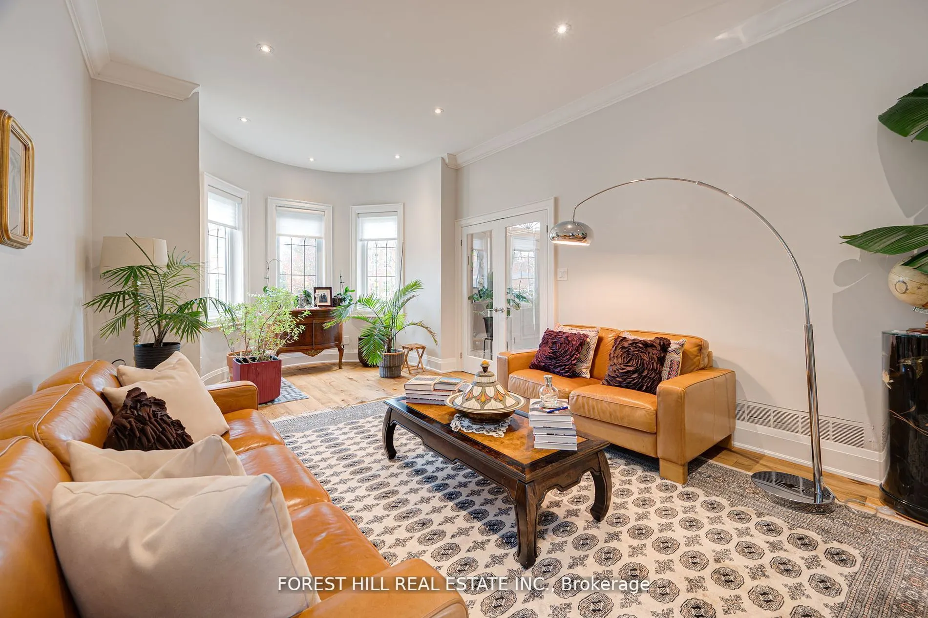 14 Willet Crescent