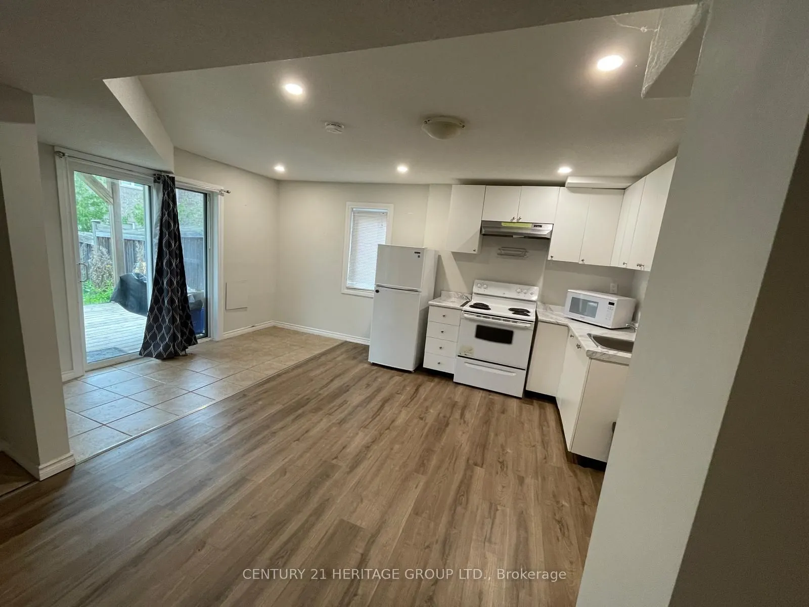 379 Kwapis Boulevard, #Bsmnt