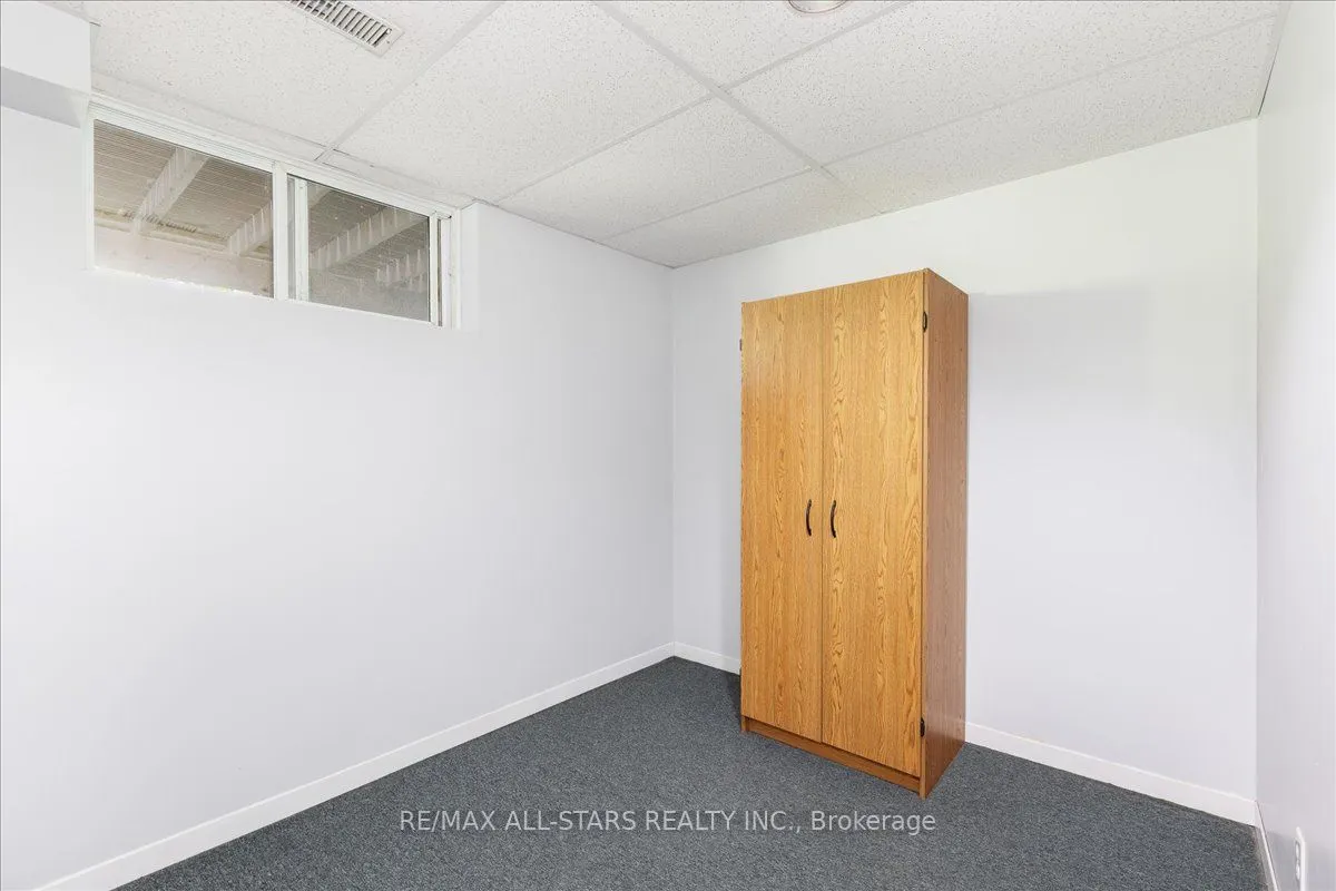 166 Silas Boulevard