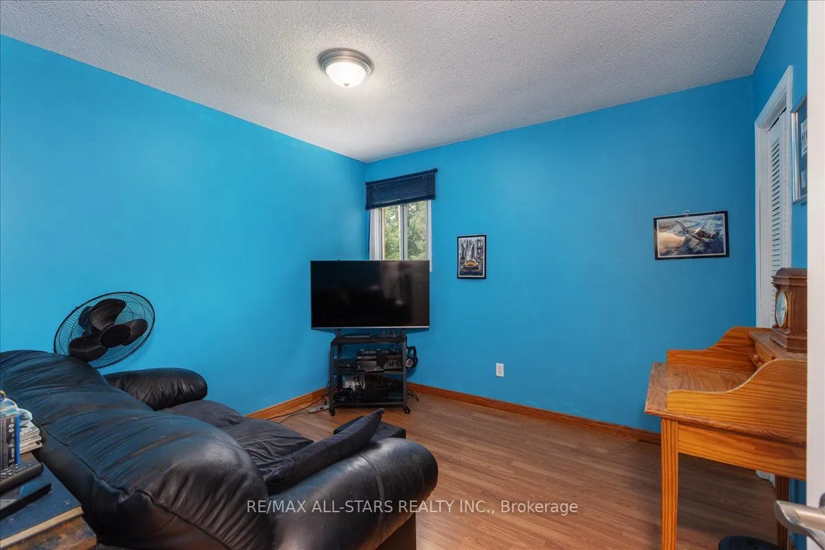 166 Silas Boulevard