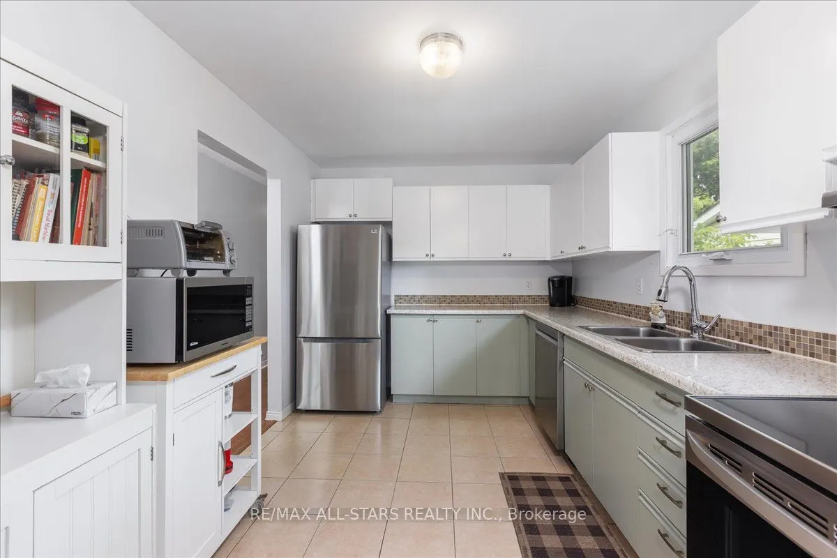 166 Silas Boulevard