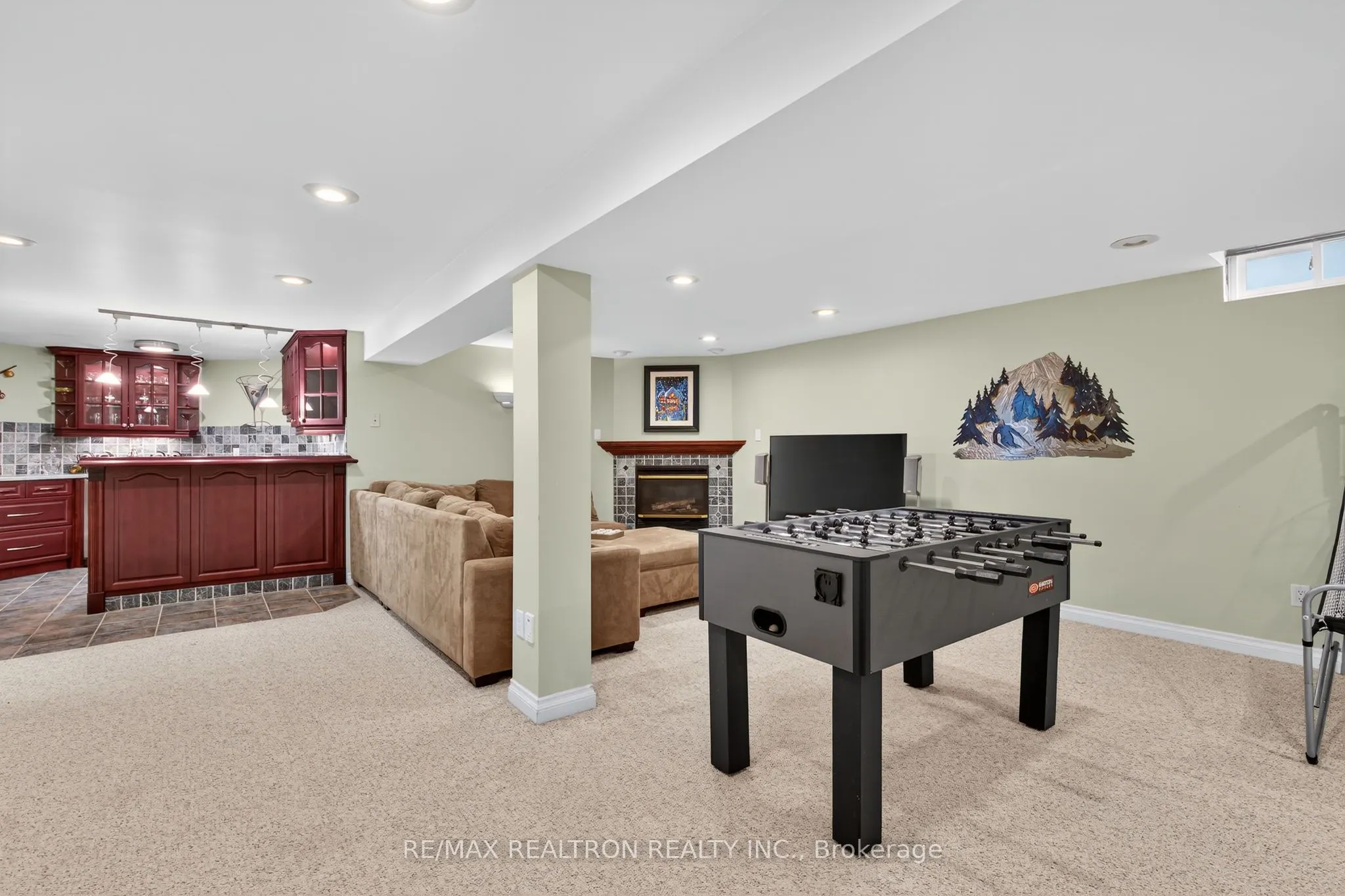351 Kirby Crescent