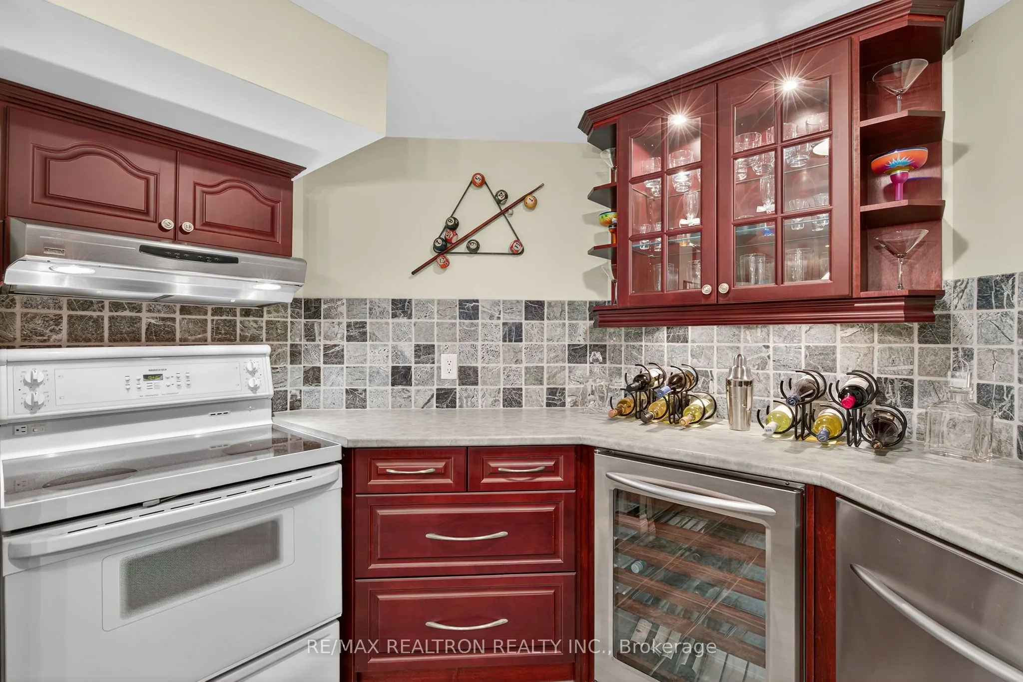 351 Kirby Crescent