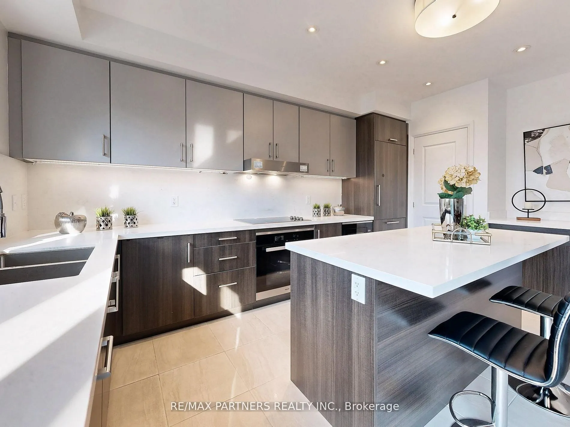 4006 Highway 7 E, #32