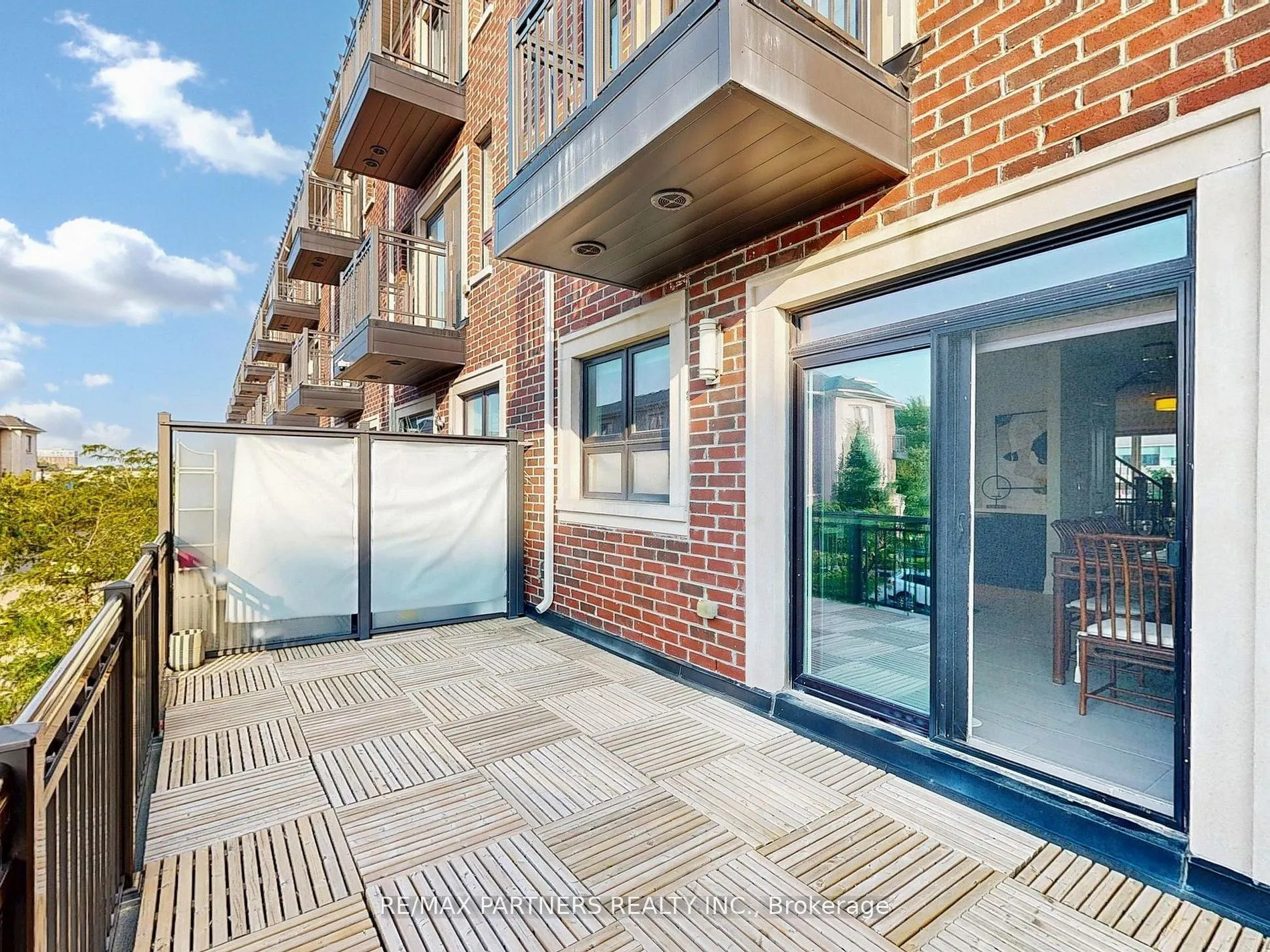 4006 Highway 7 E, #32