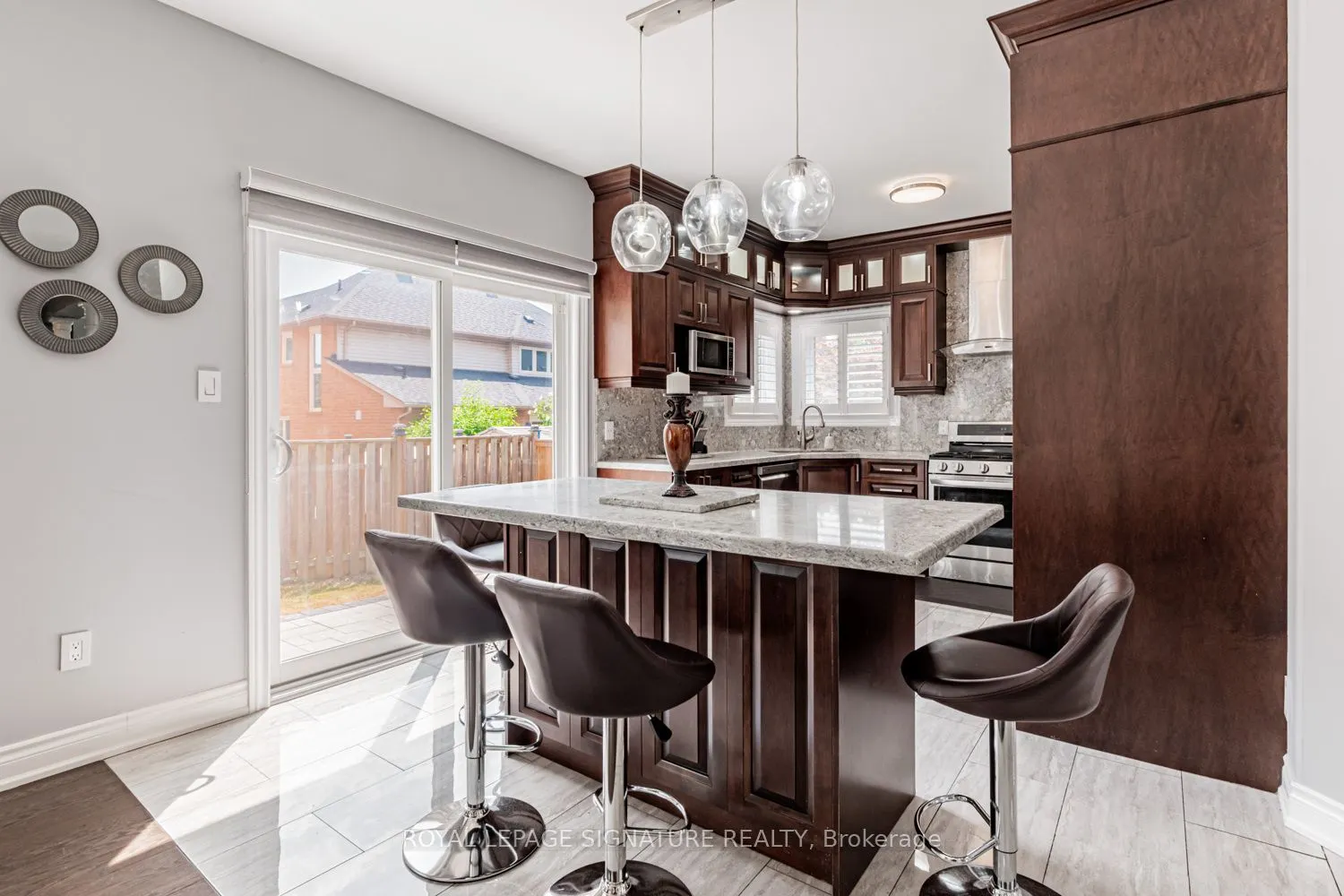 5 Sandcherry Avenue
