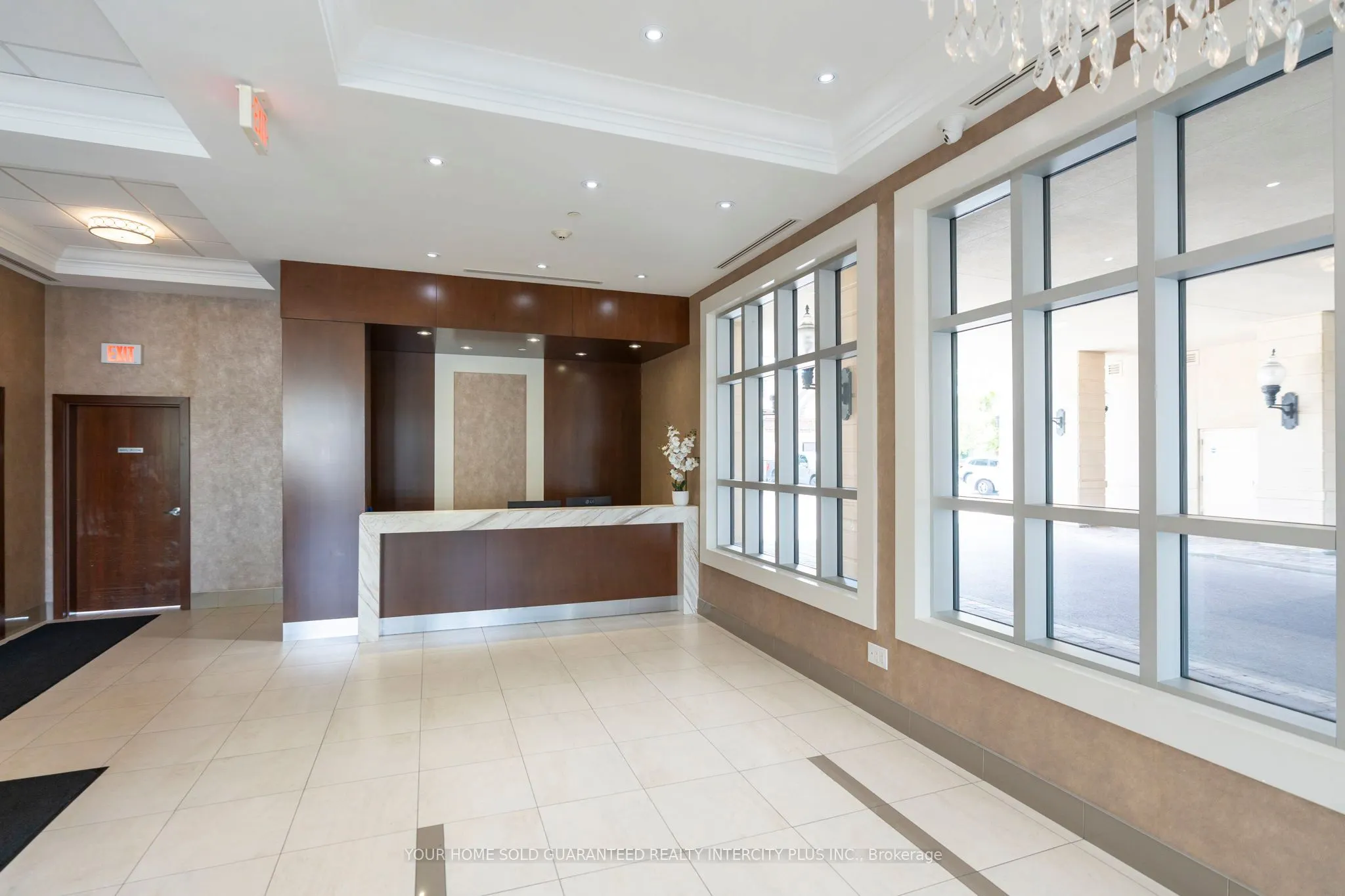 2396 Major MacKenzie Drive, #310