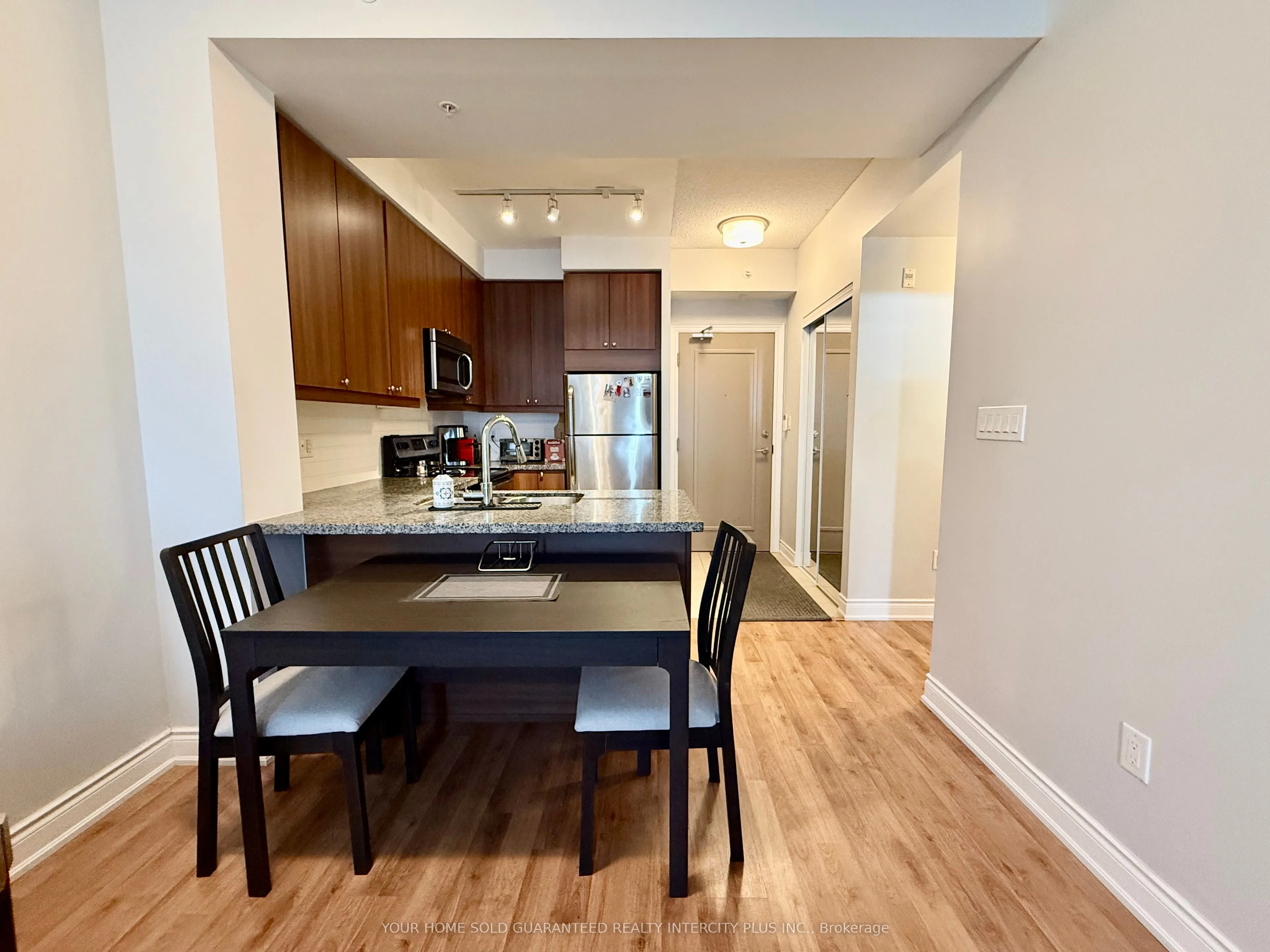 2396 Major MacKenzie Drive, #310