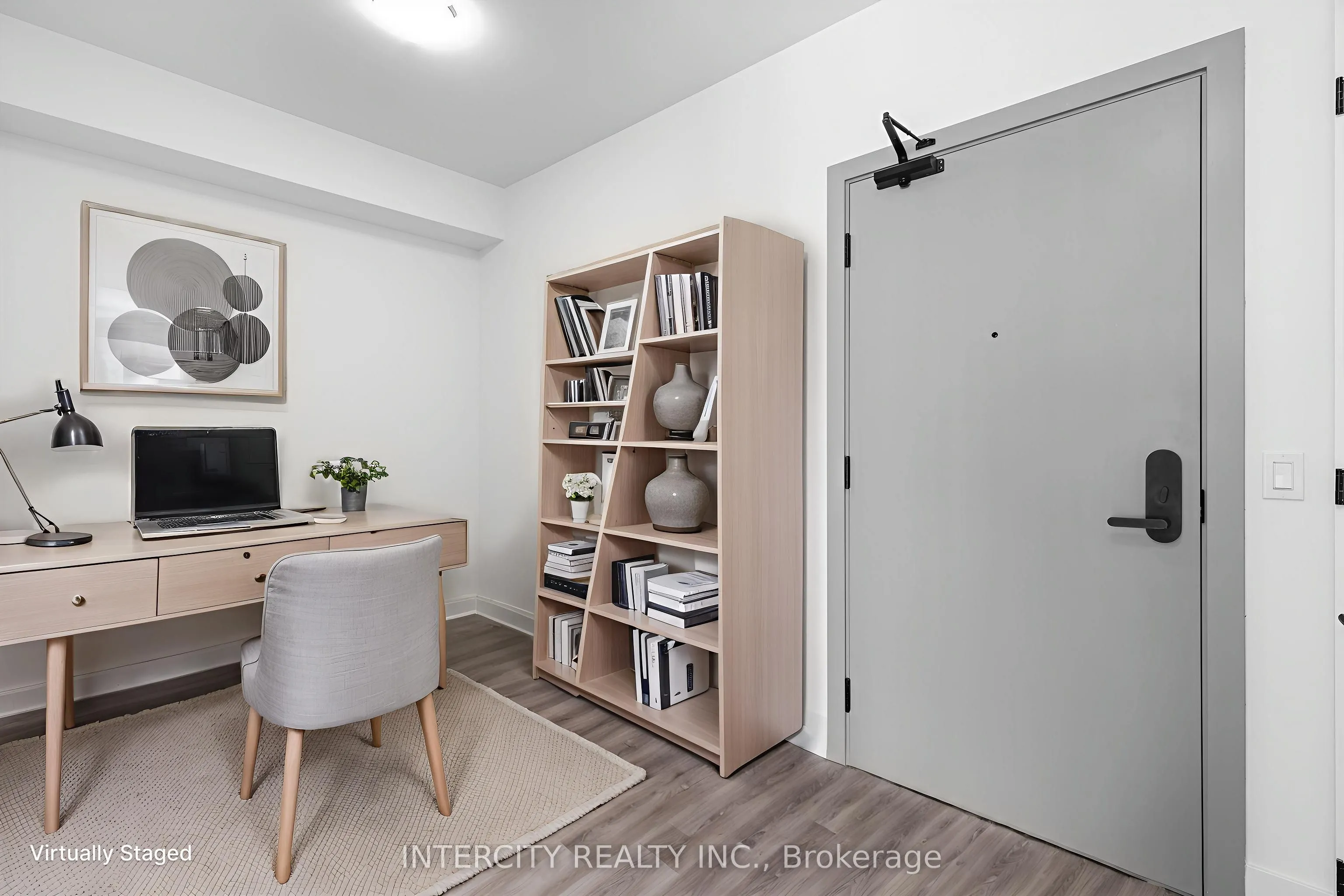 2075 King Road, #213