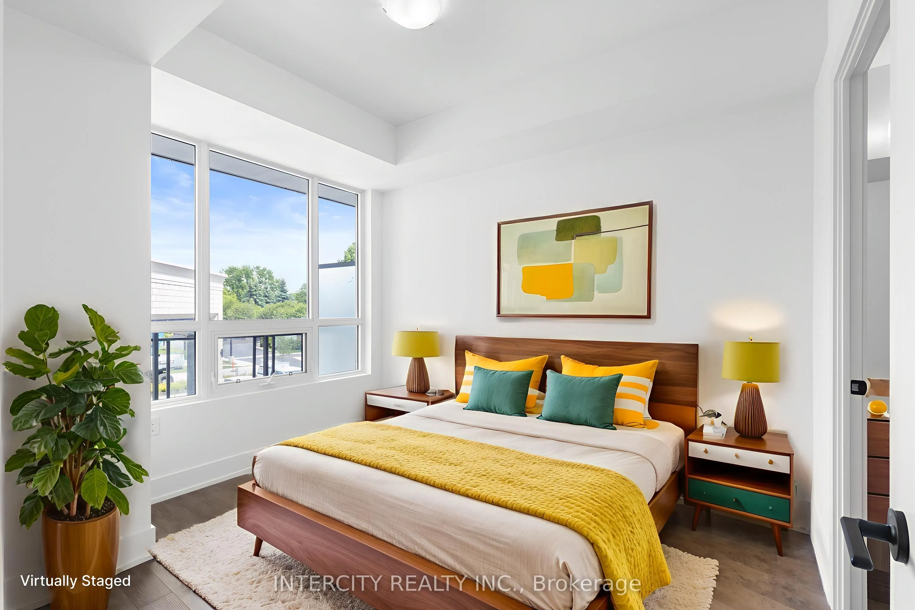 2075 King Road, #213