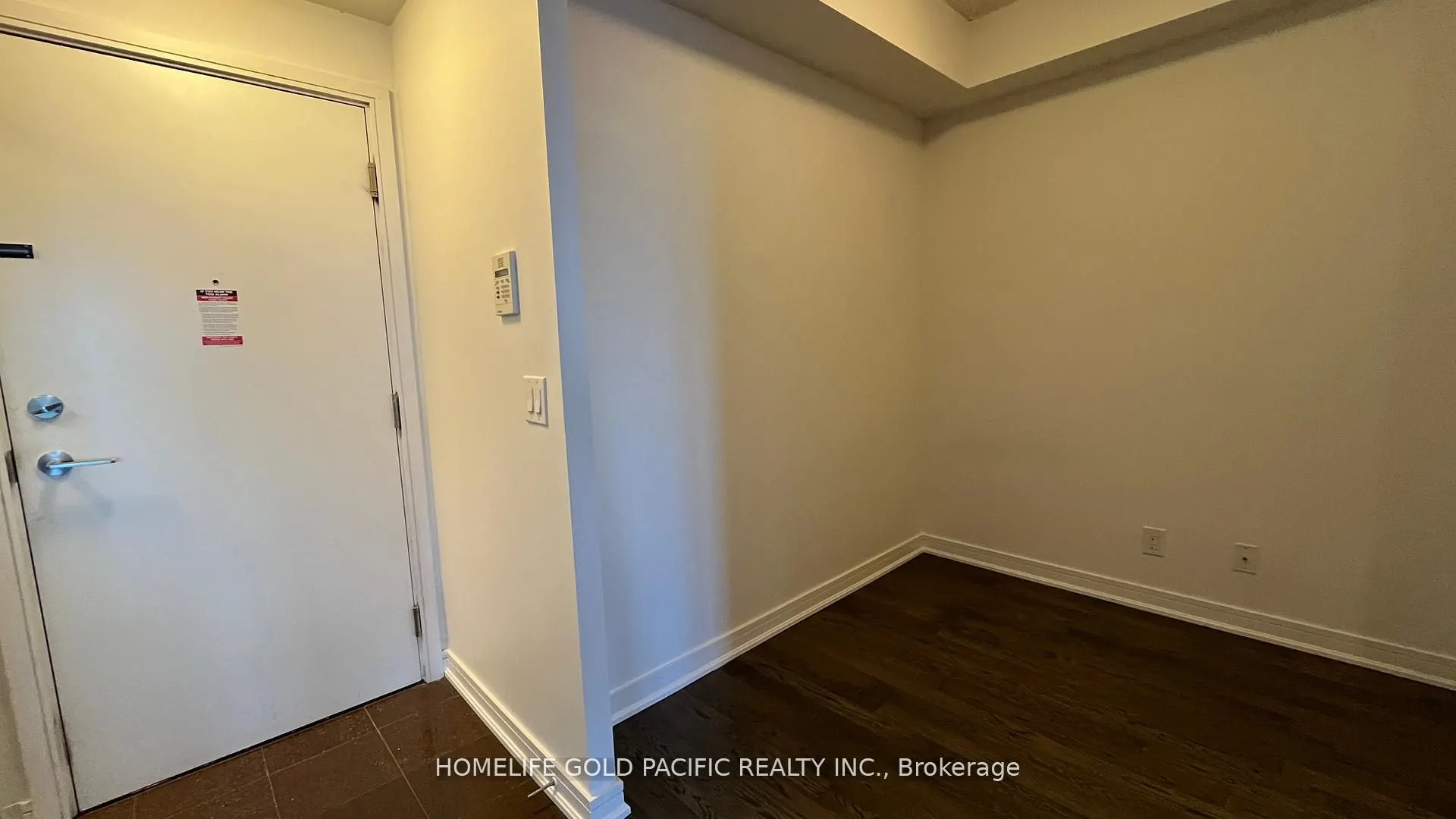 9201 Yonge Street, #1807