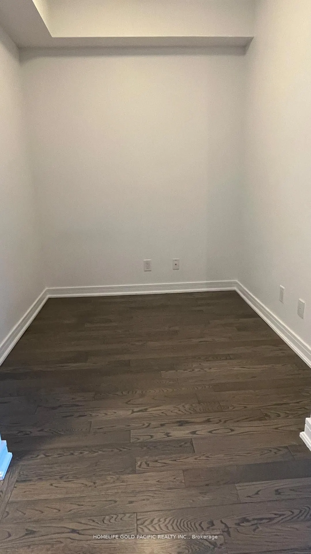 9201 Yonge Street, #1807