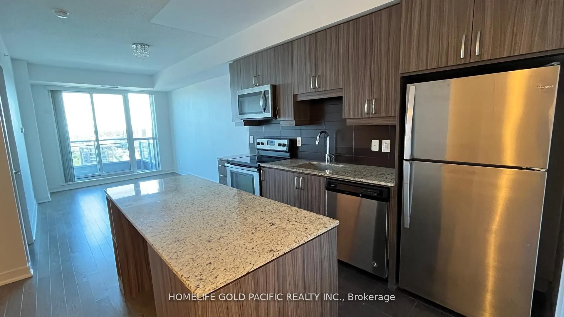 9201 Yonge Street, #1807