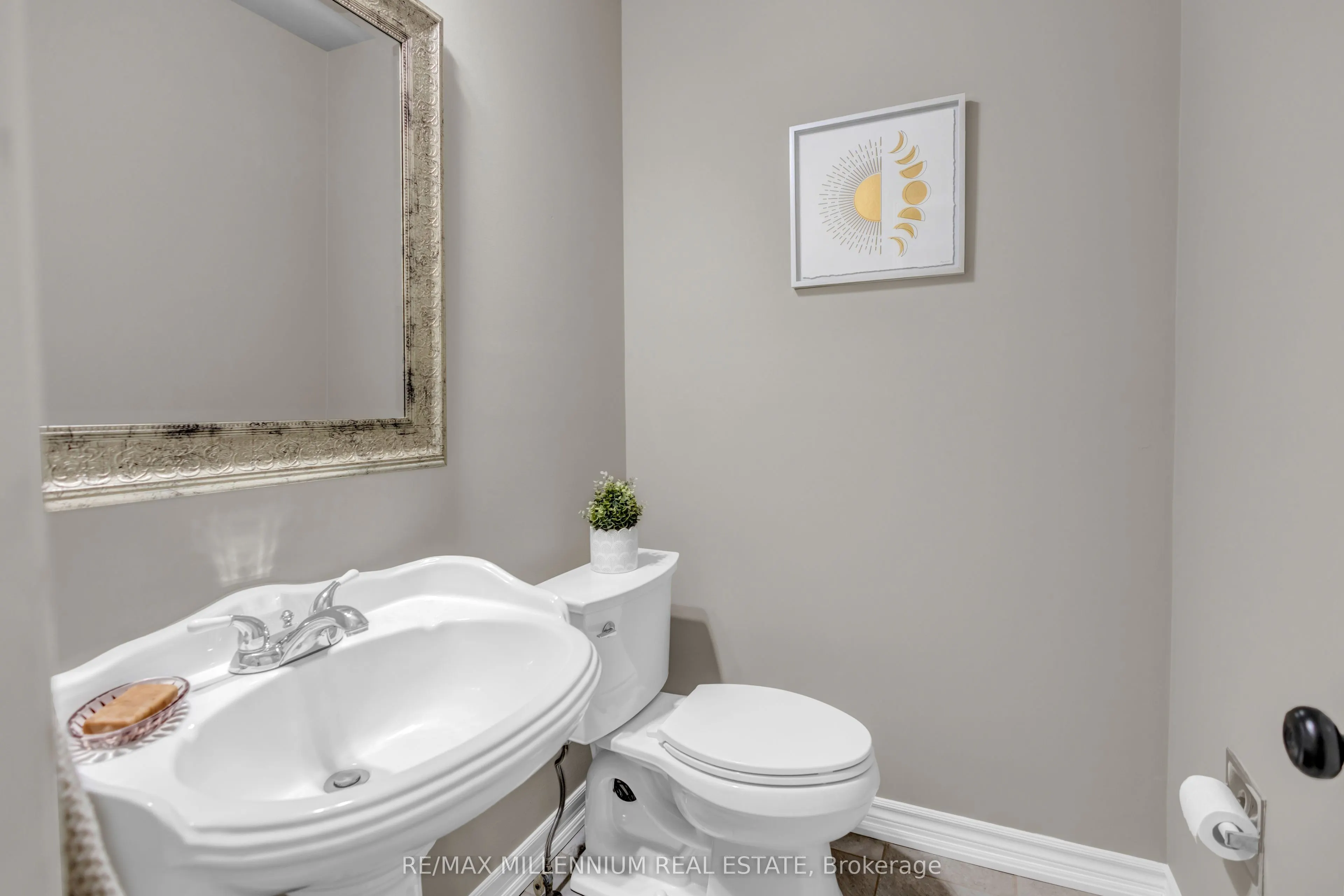 302 Wilkes Court N, #24