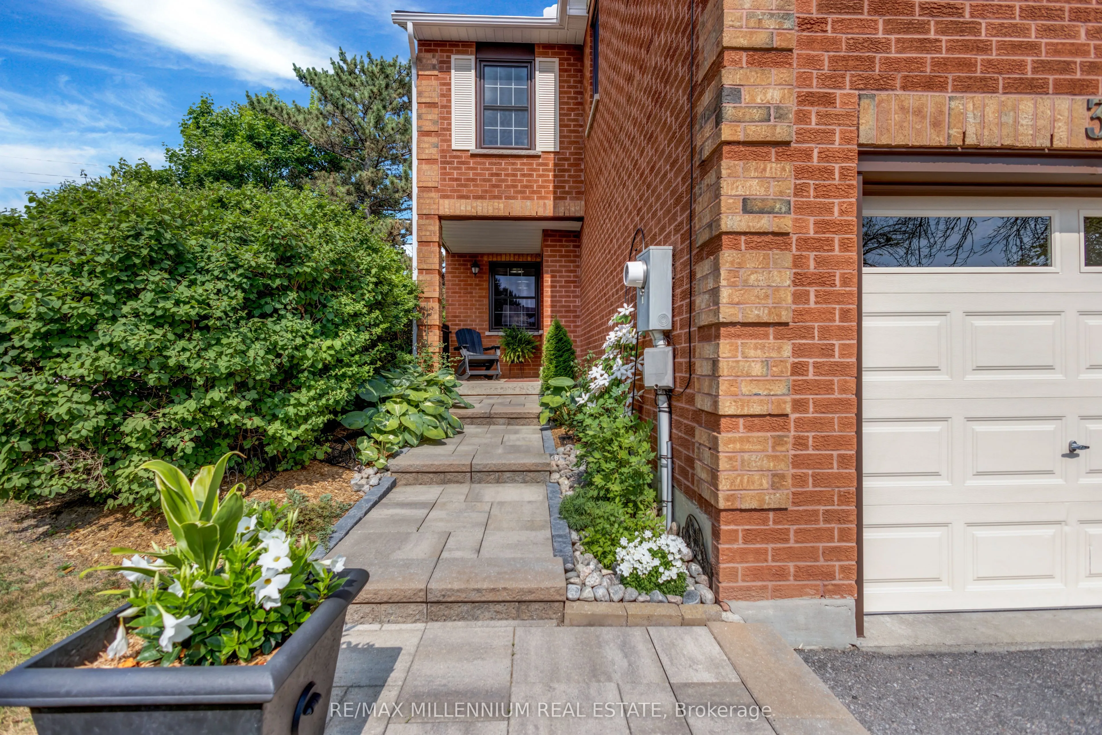 302 Wilkes Court N, #24
