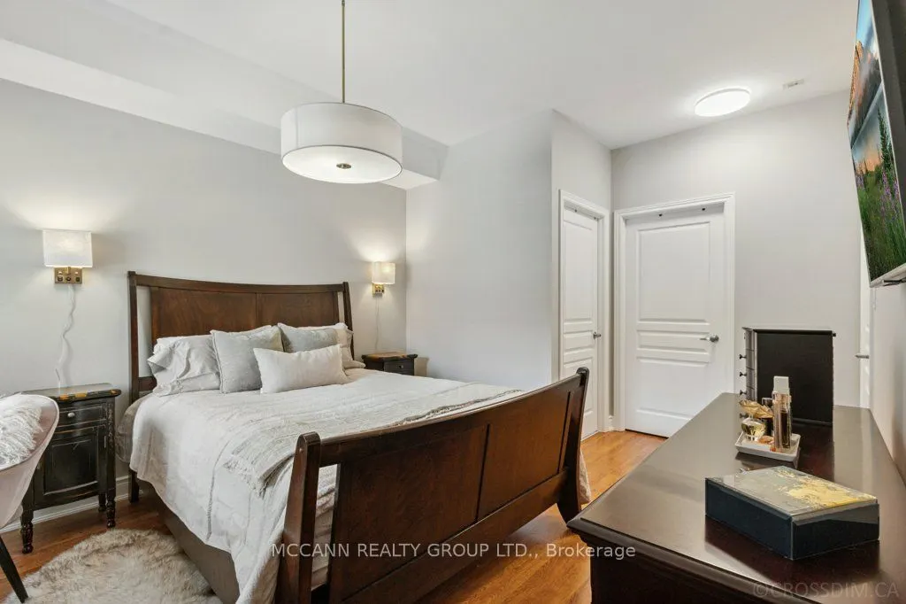 9901 Keele Street, #101
