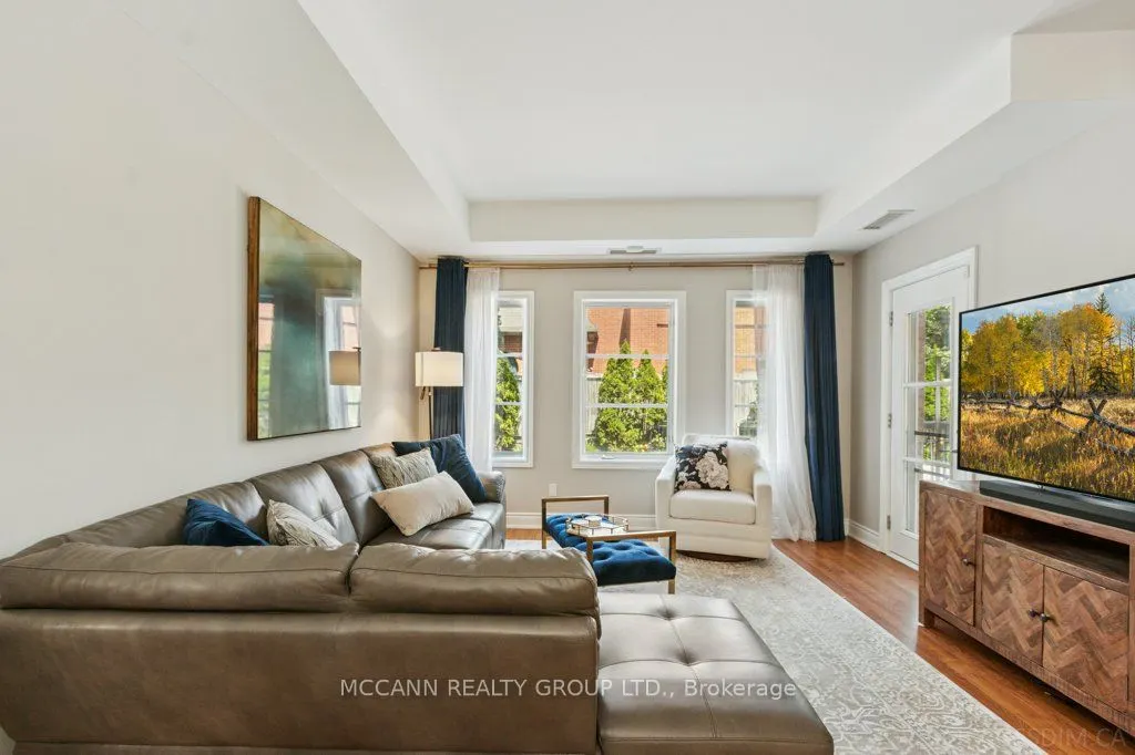 9901 Keele Street, #101