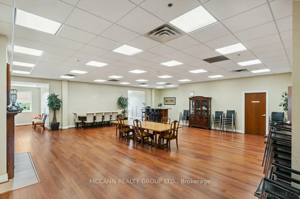 9901 Keele Street, #101