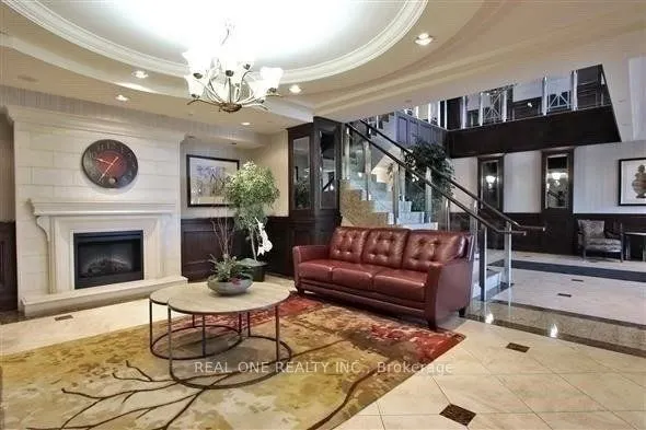 15 North Park Road, #803