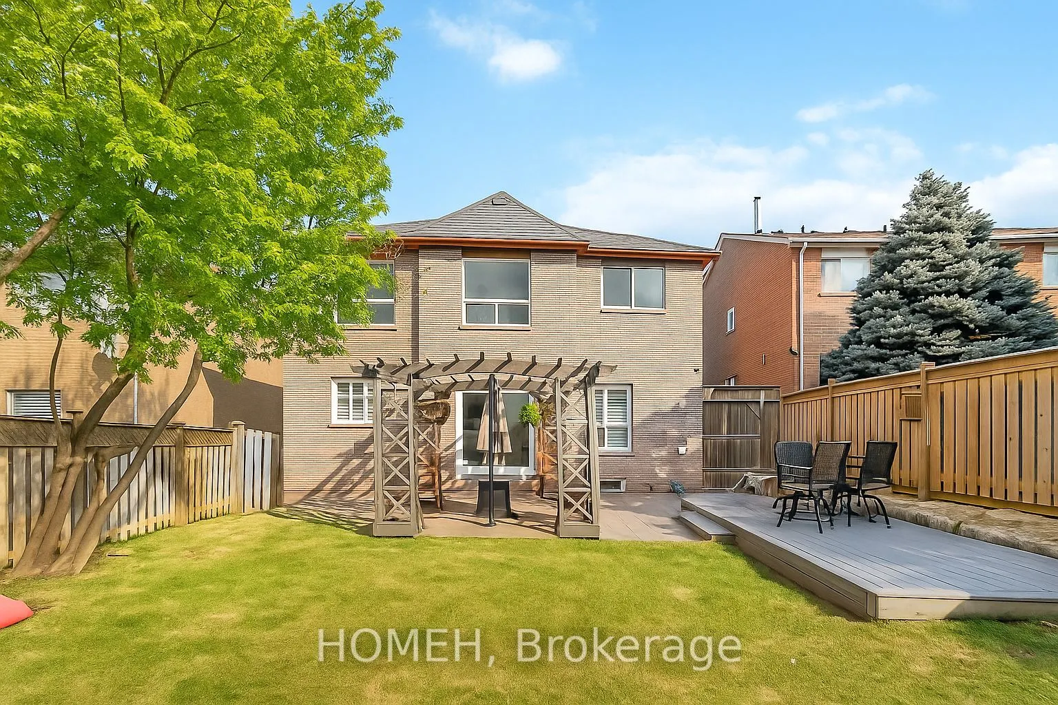 11 Bonny Meadows Drive