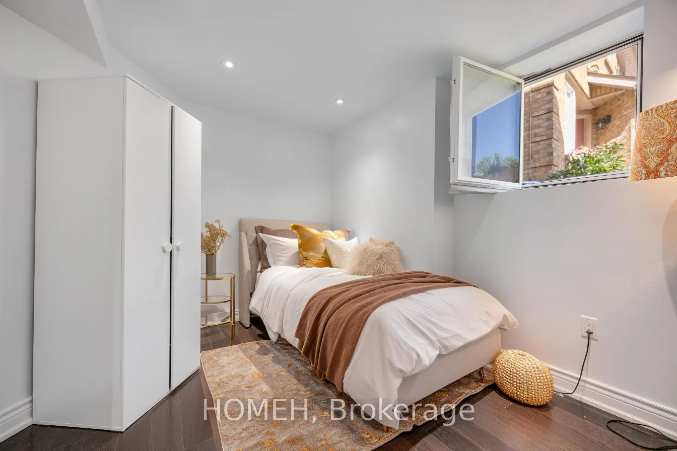 11 Bonny Meadows Drive