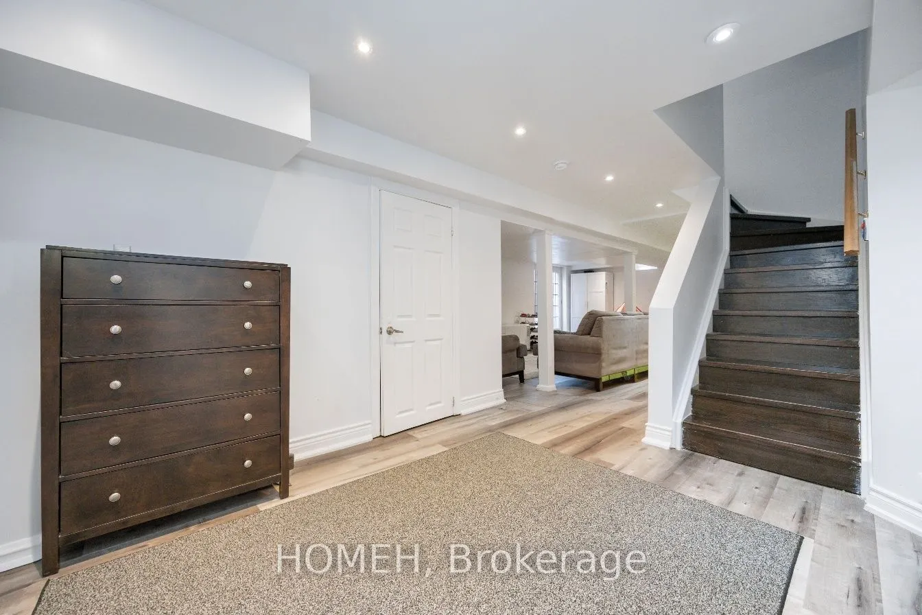 11 Bonny Meadows Drive