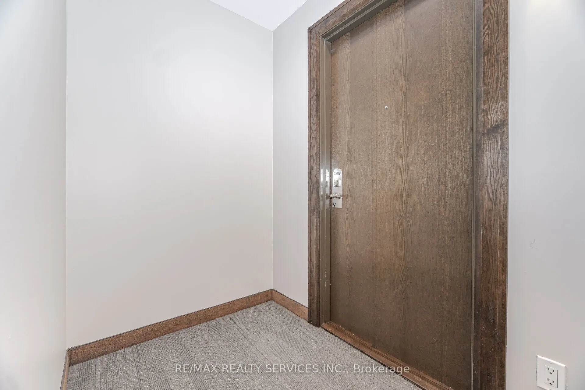 2900 Highway 7 Road, #2902