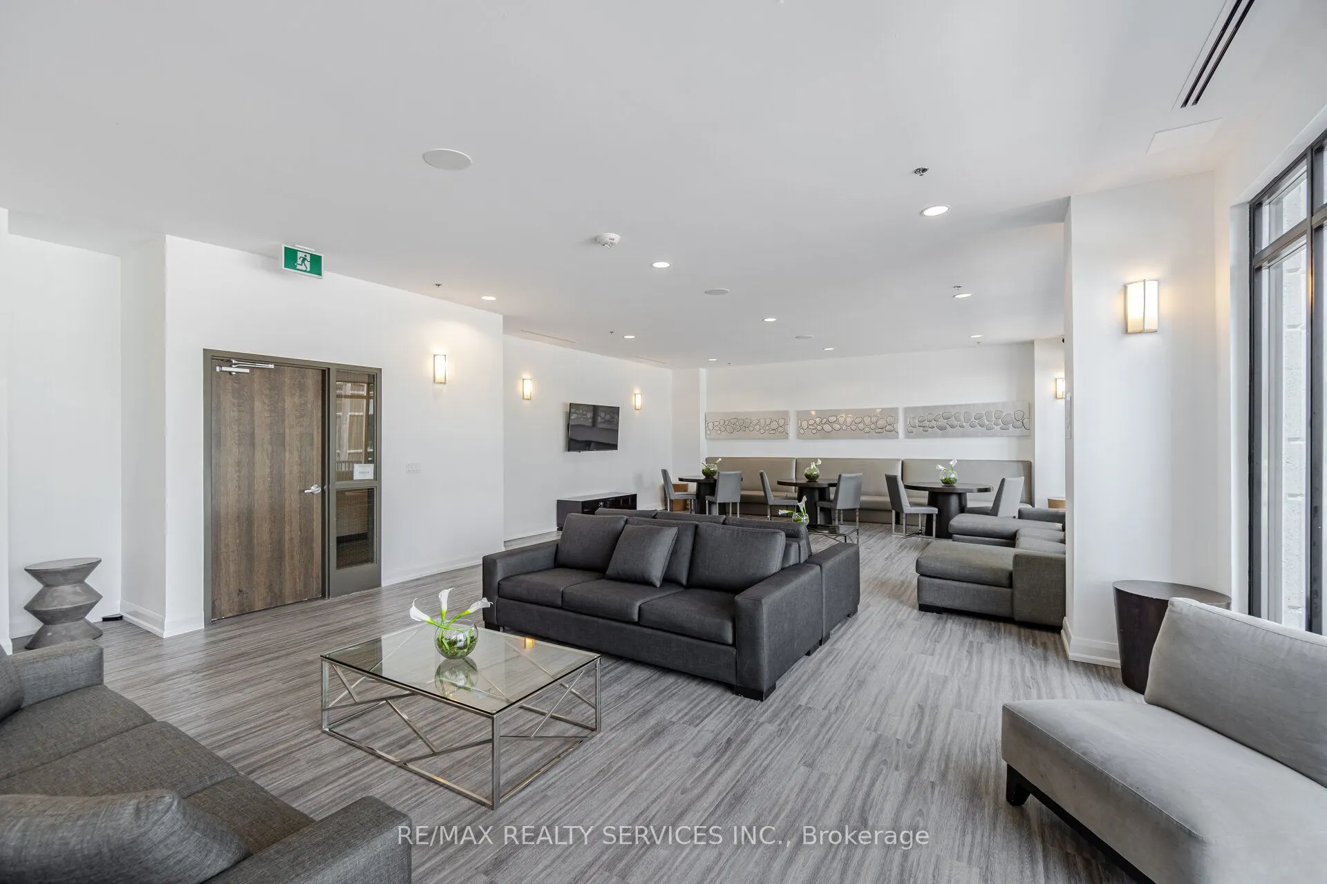2900 Highway 7 Road, #2902