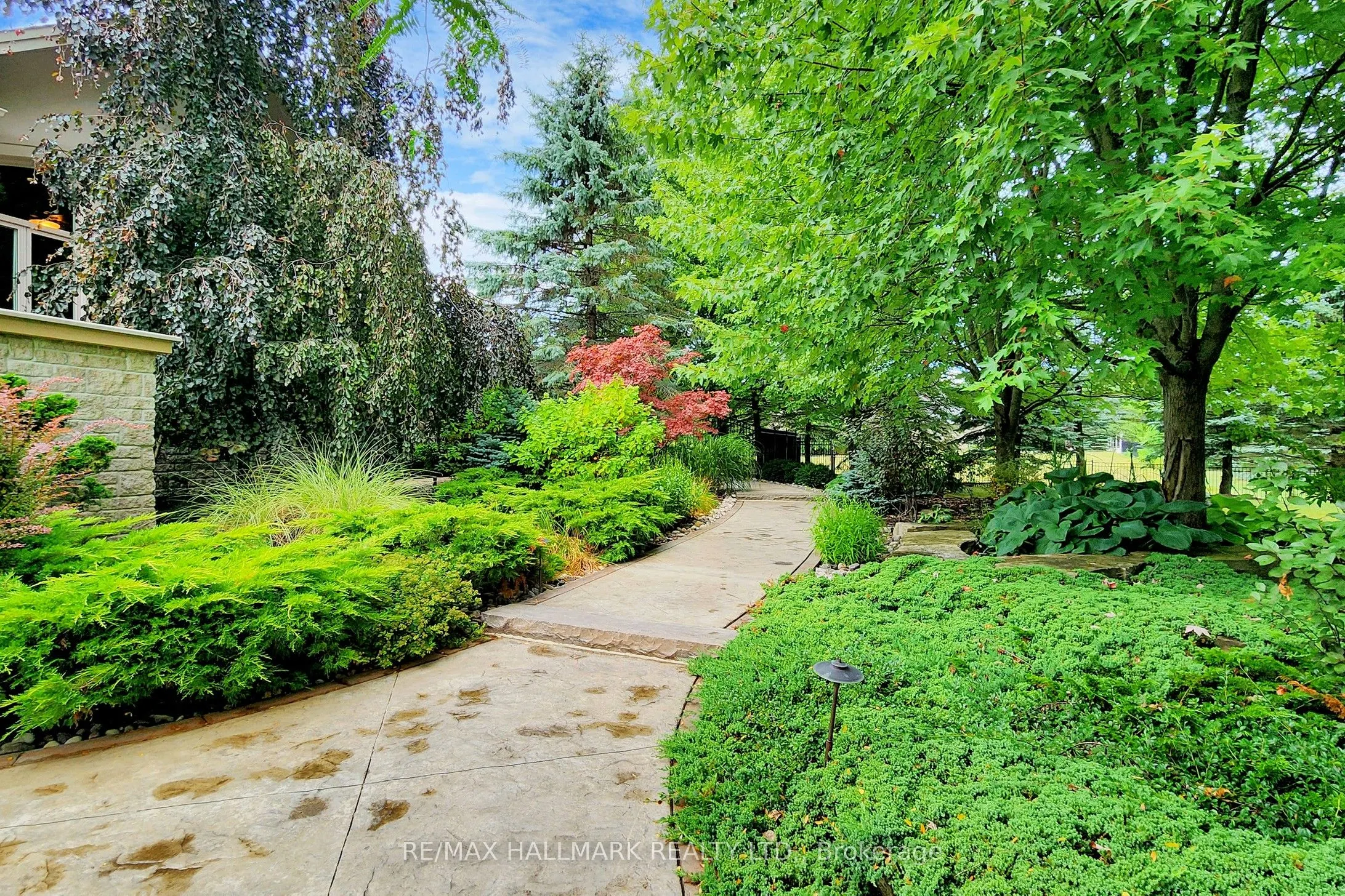 63 Grayfield Drive