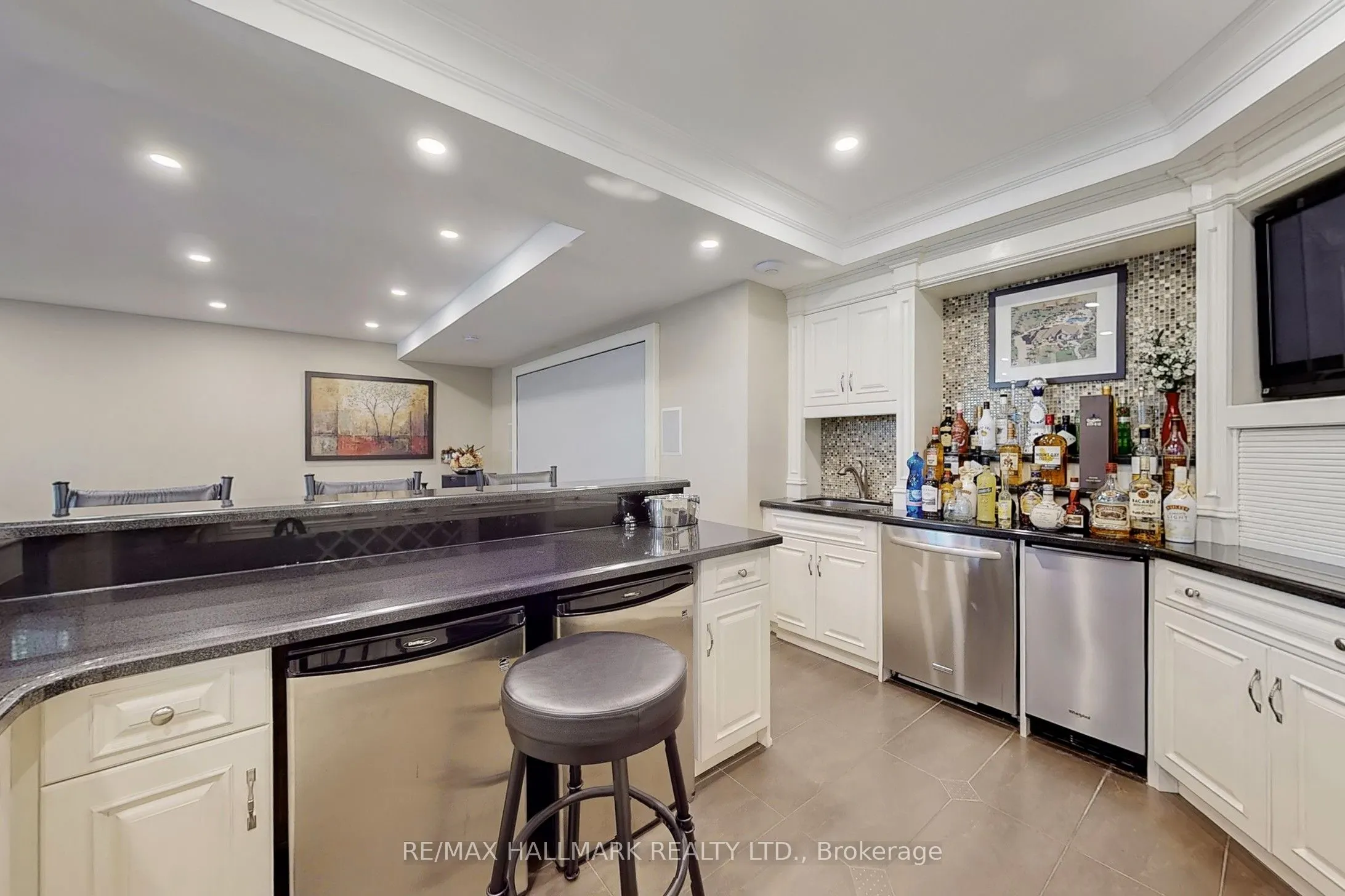 63 Grayfield Drive