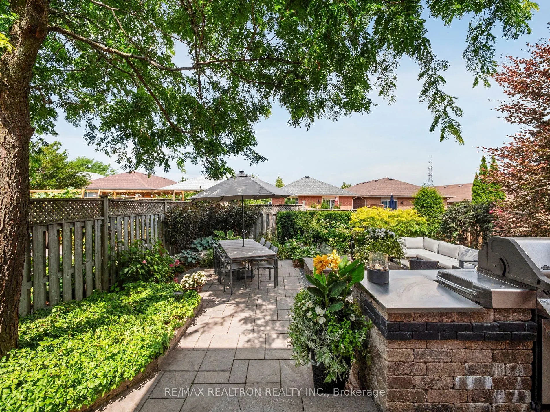 514 Menczel Crescent