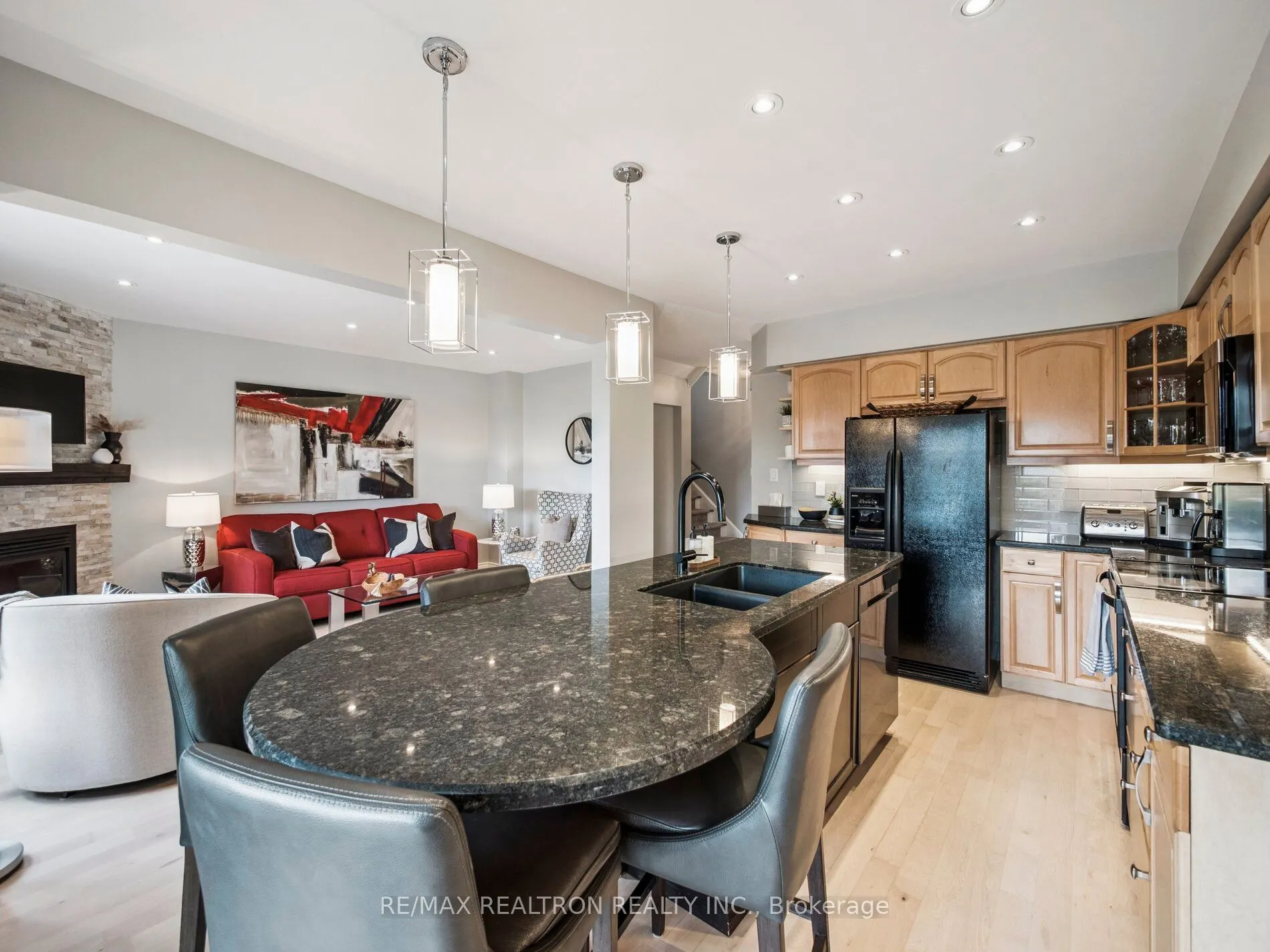 514 Menczel Crescent