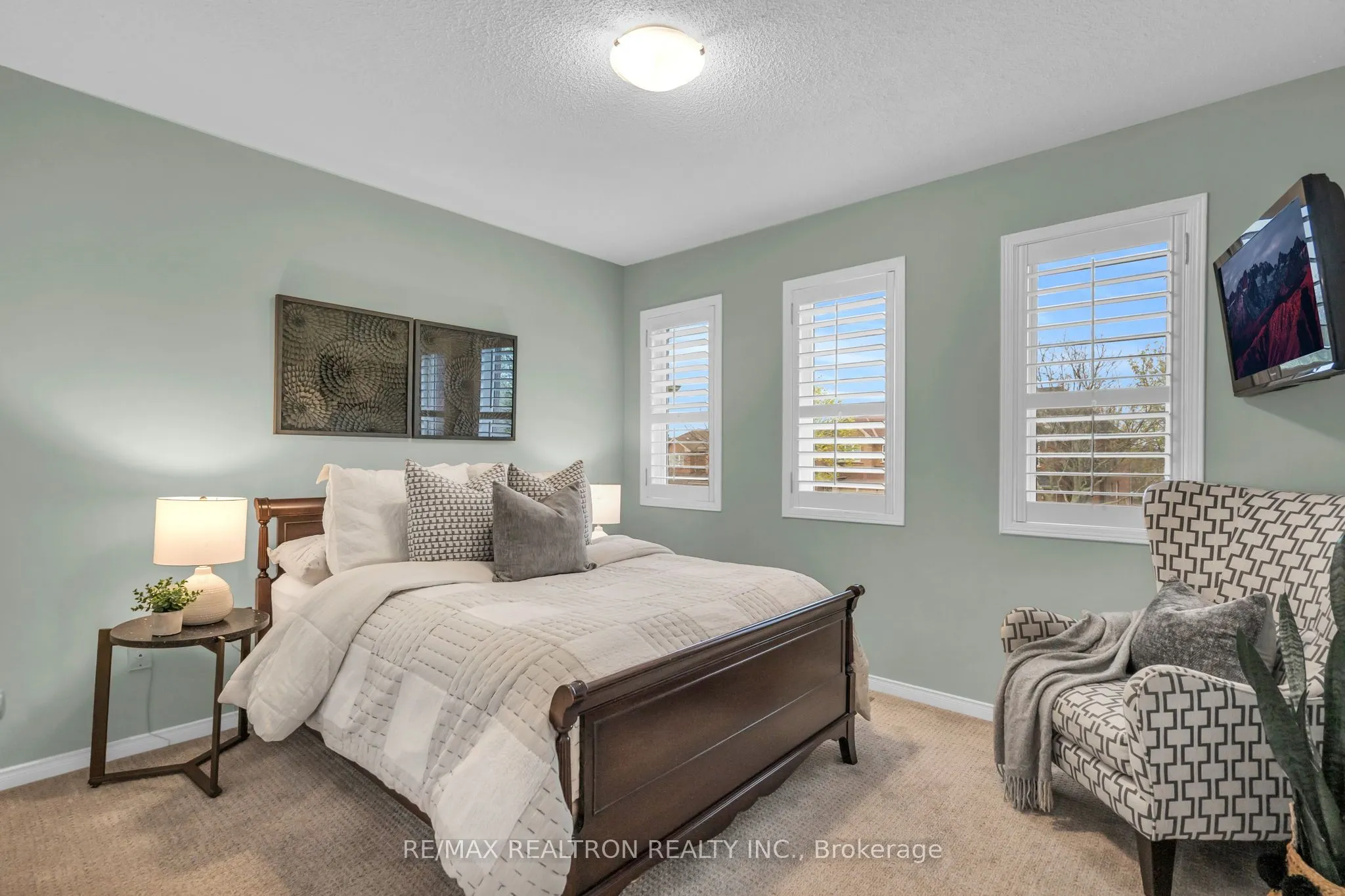 514 Menczel Crescent
