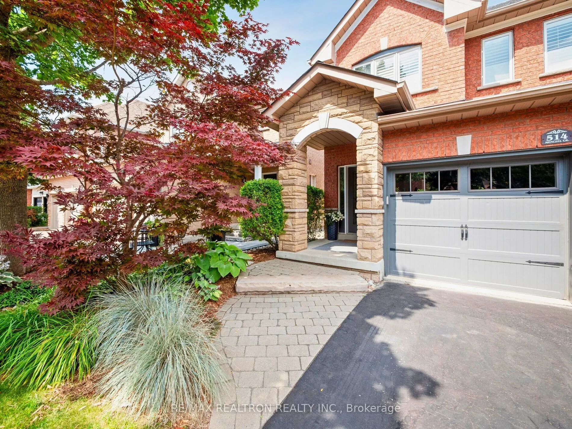 514 Menczel Crescent