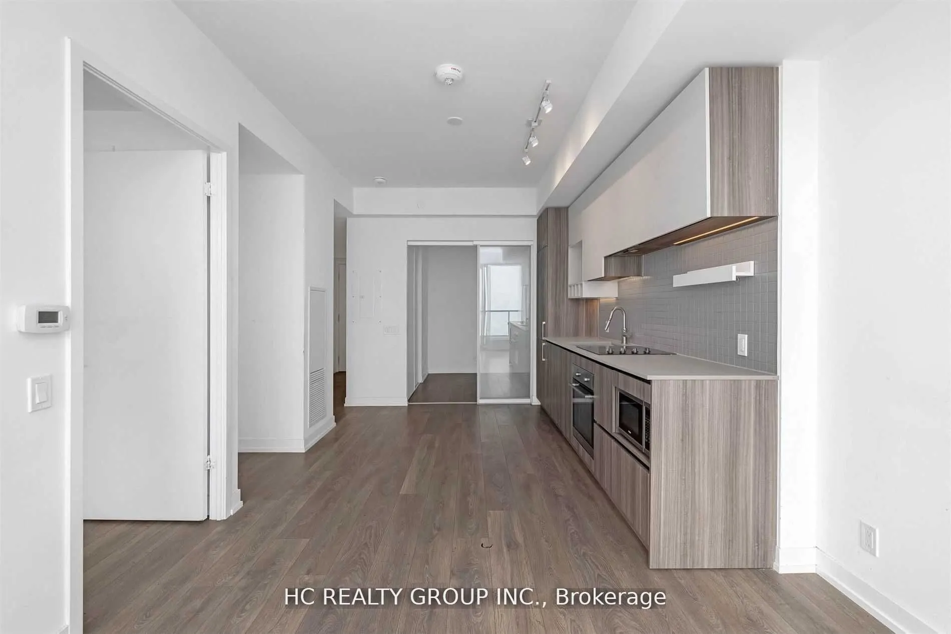 898 Portage Parkway, #5607