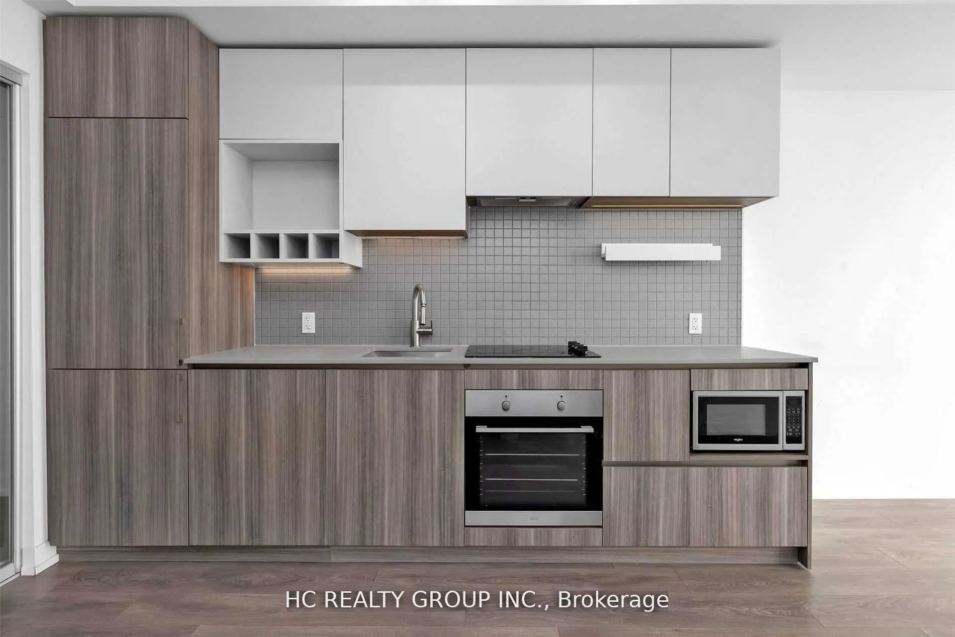 898 Portage Parkway, #5607