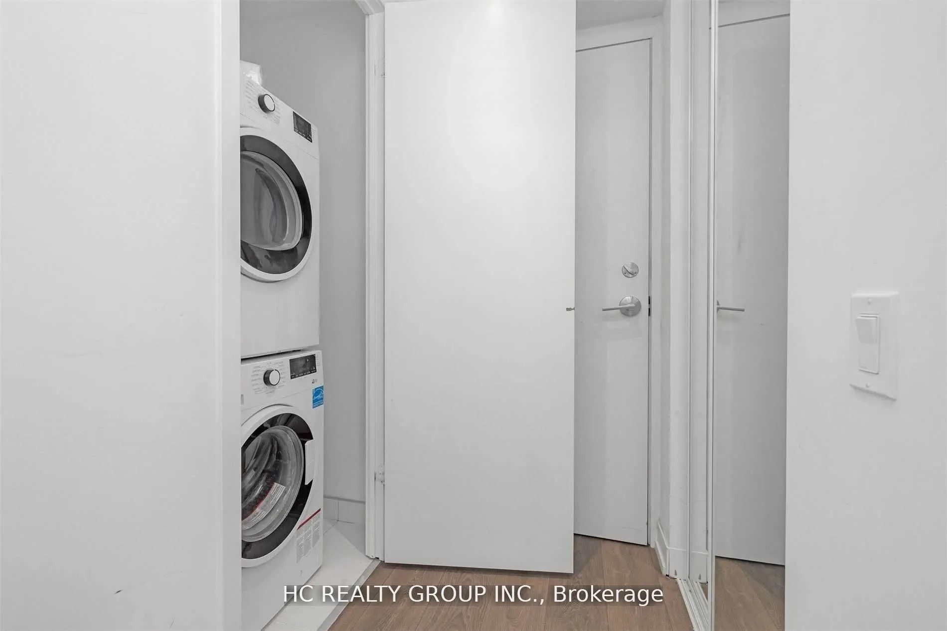 898 Portage Parkway, #5607