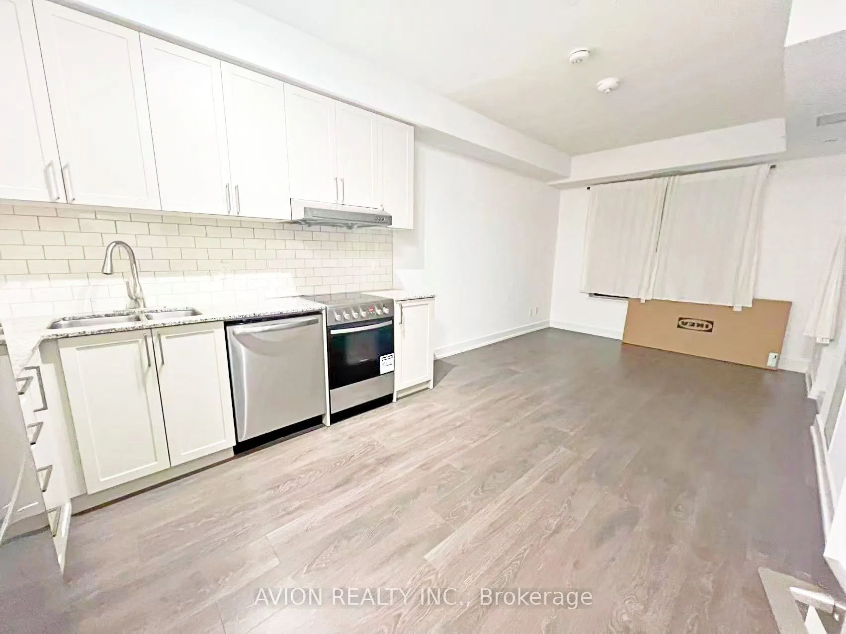 268 Buchanan Drive, #327W