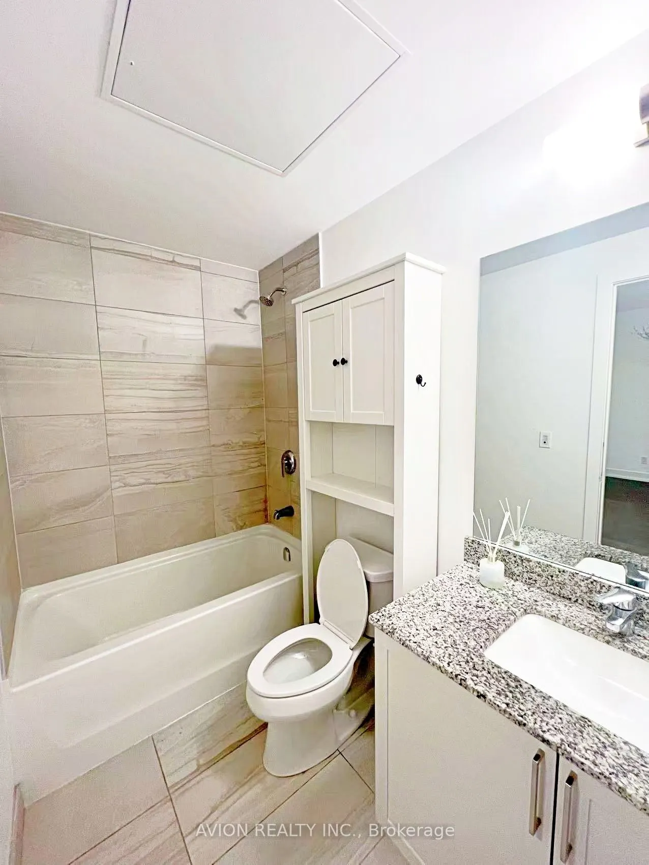 268 Buchanan Drive, #327W