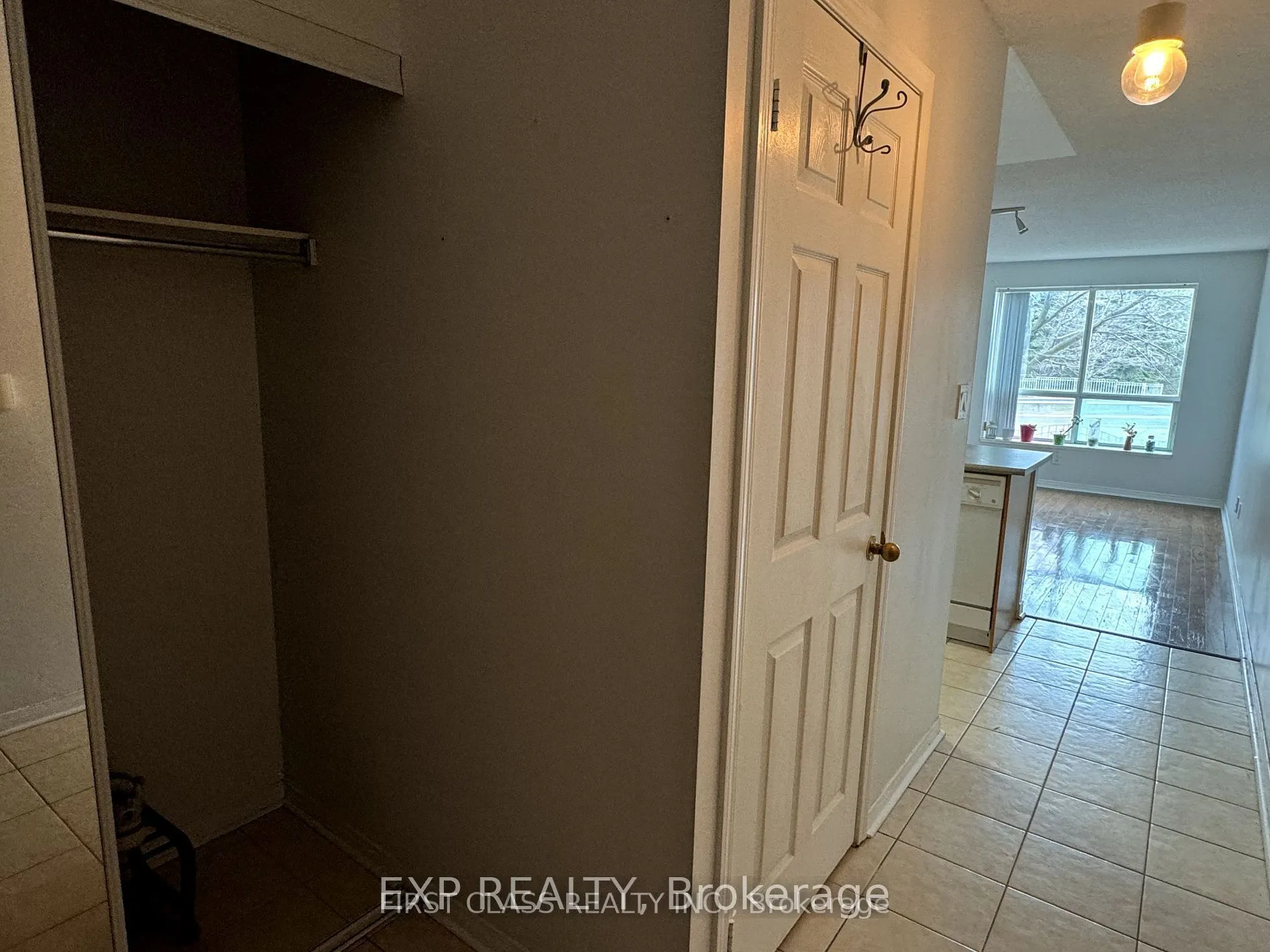 51 Baffin Crescent, #301