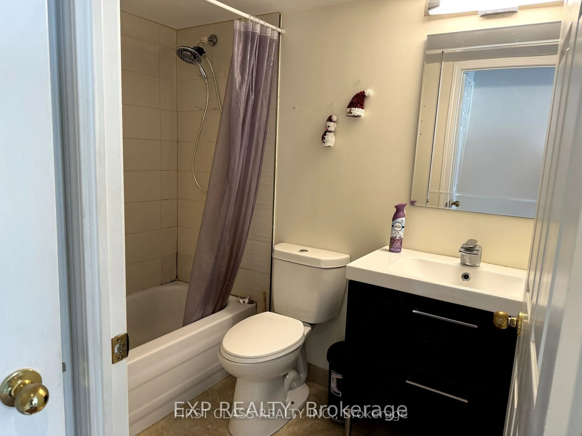 51 Baffin Crescent, #301