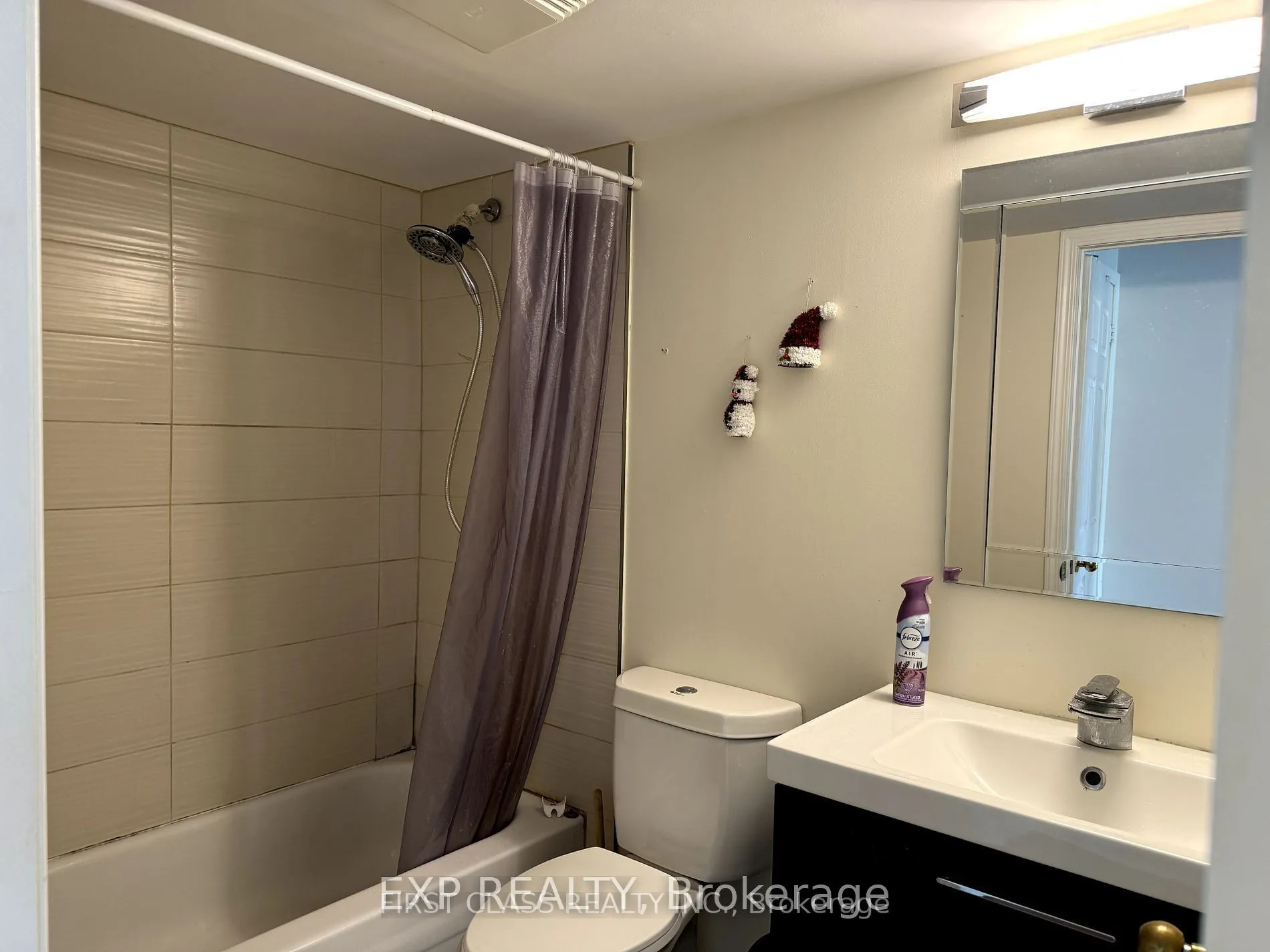 51 Baffin Crescent, #301