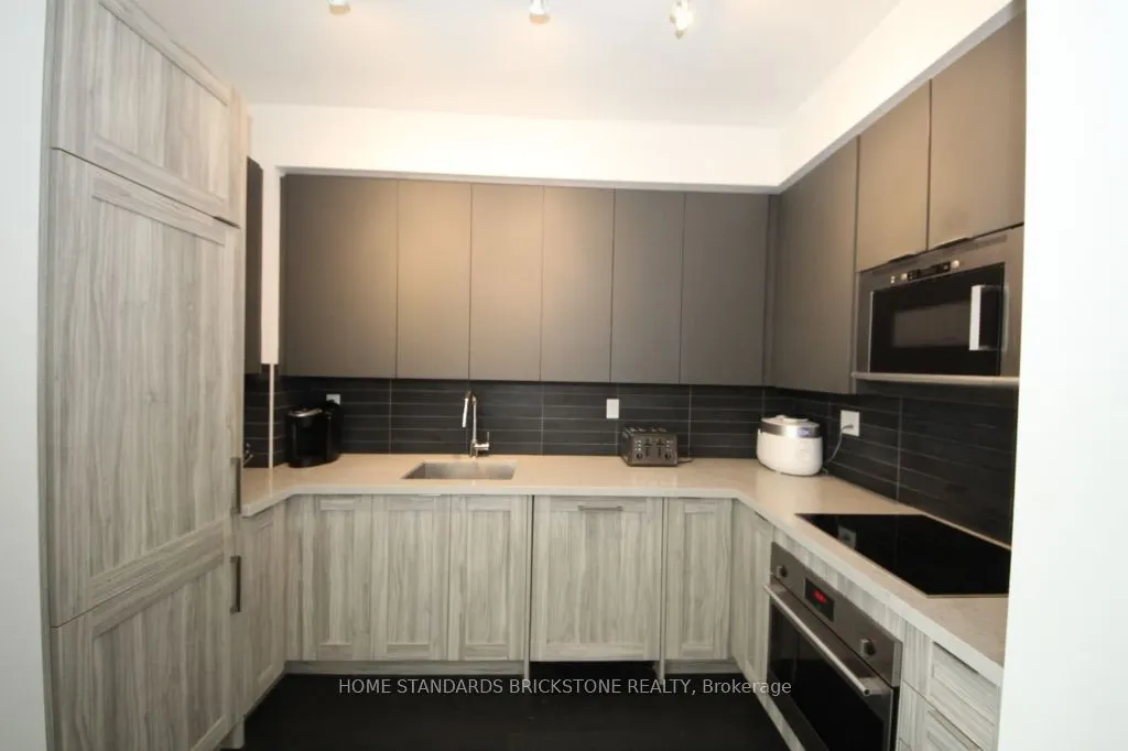 2908 Highway 7 Road, #3604