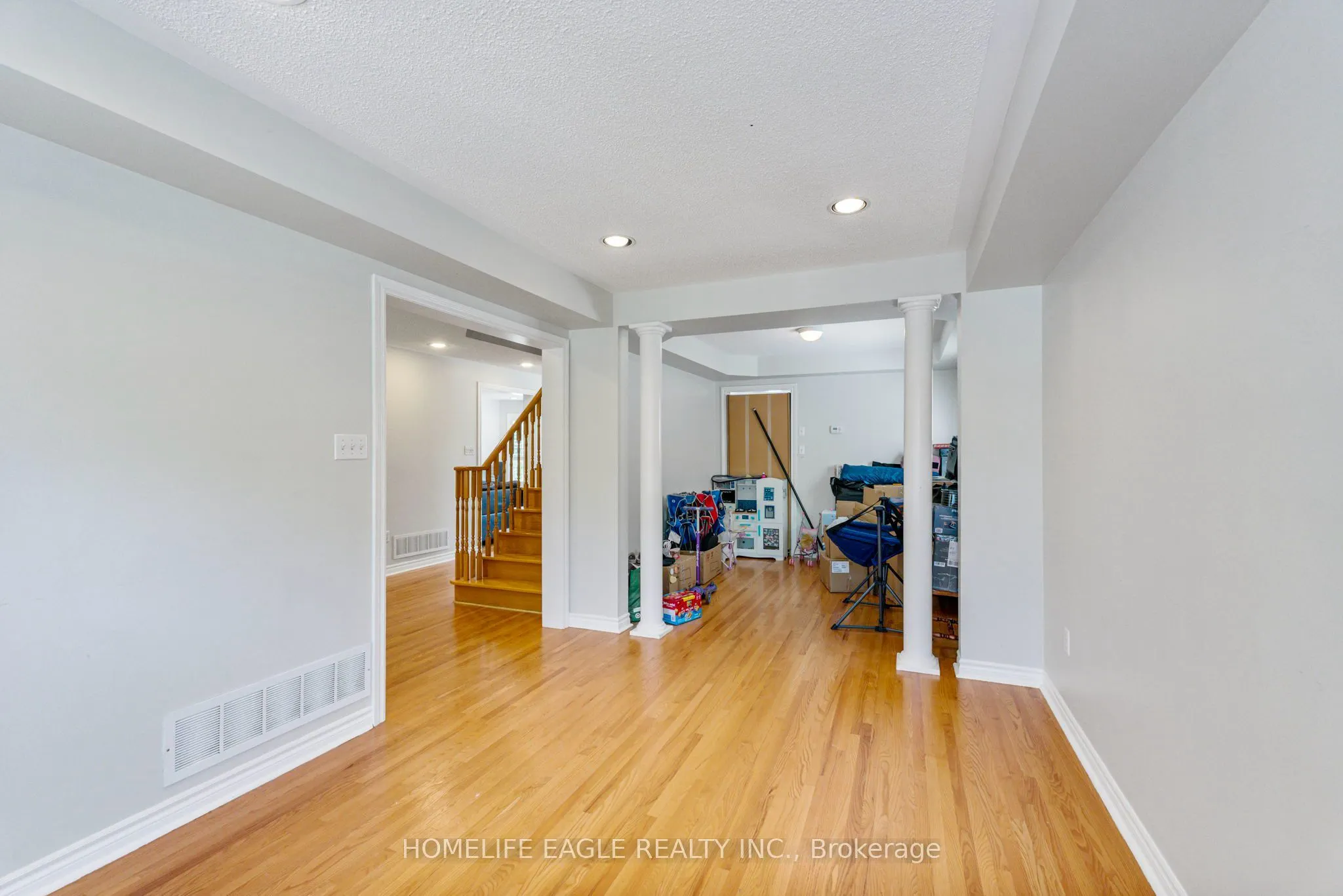 63 Raintree Crescent