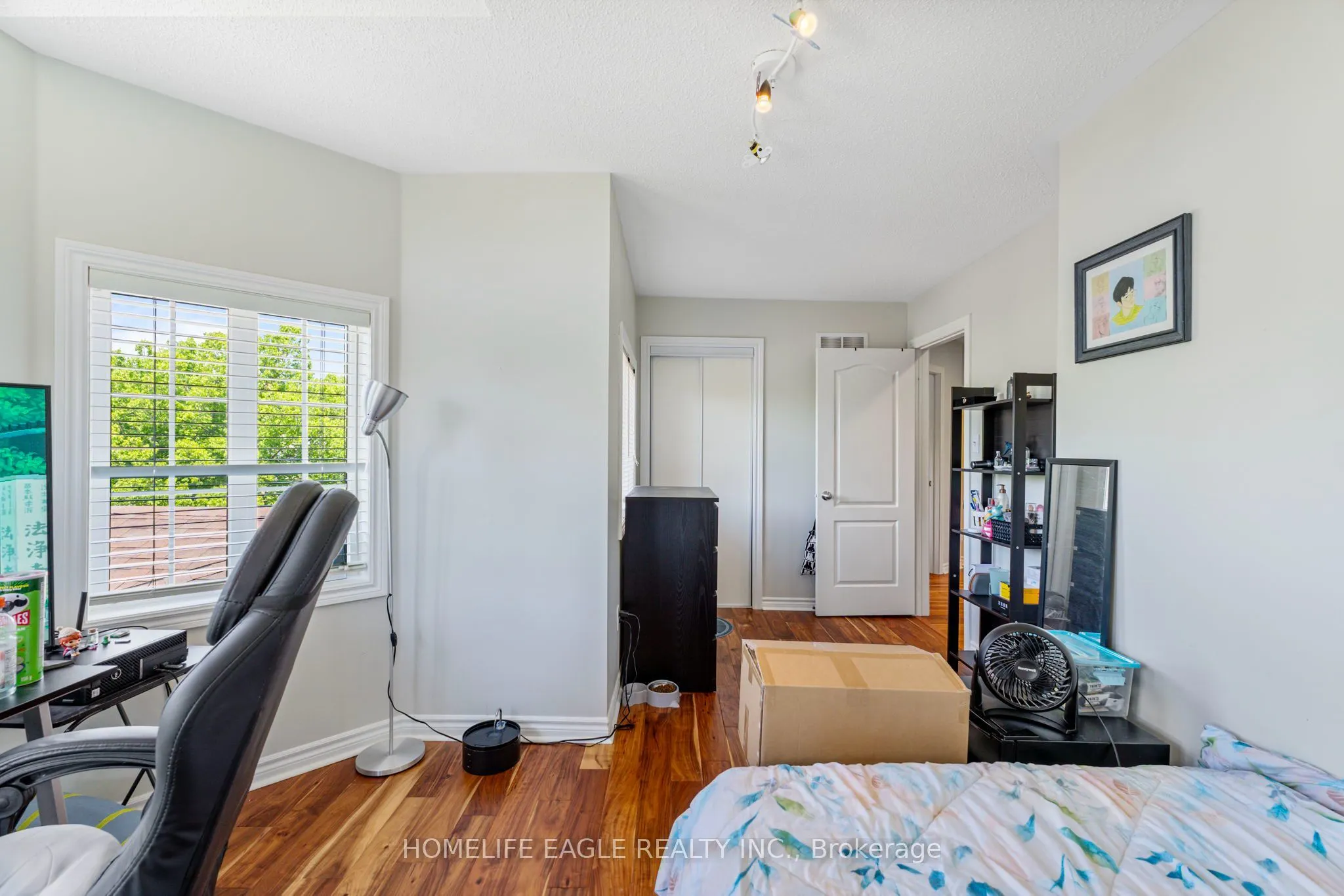 63 Raintree Crescent